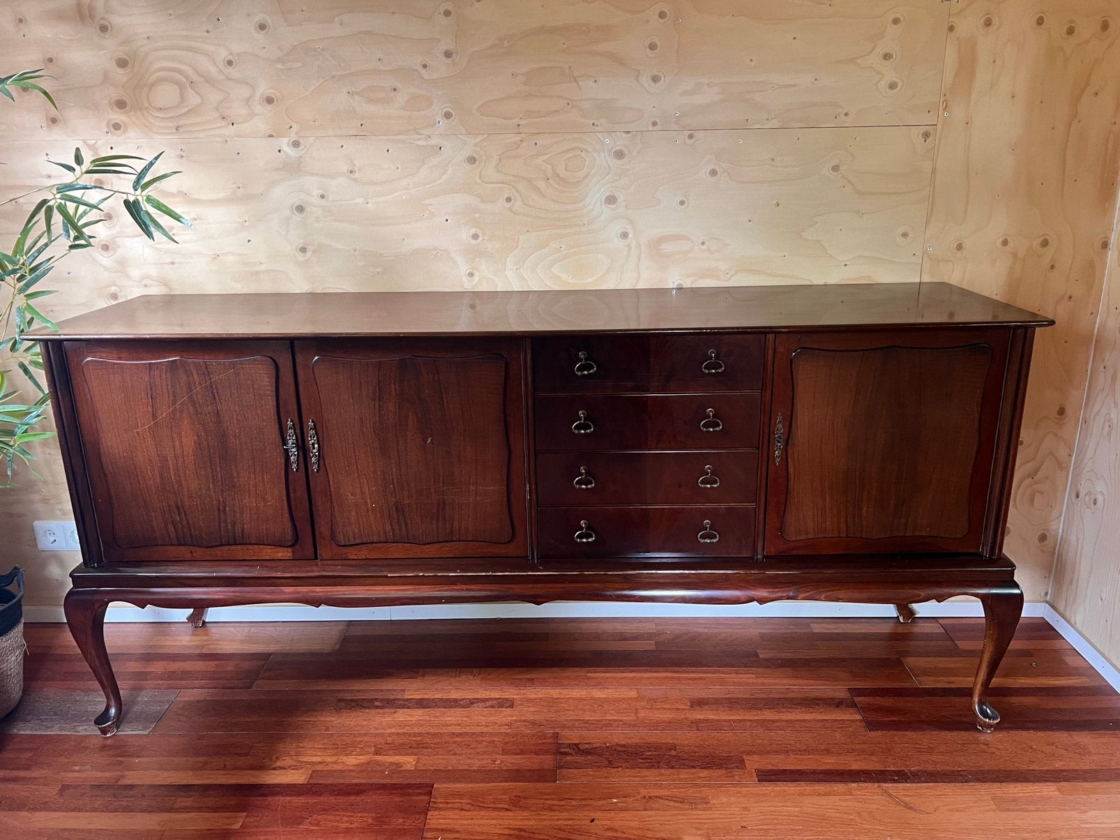 Klassiek mahoniehouten dressoir, Queen Anne-stijl., Ophalen, Zo goed als nieuw, 25 tot 50 cm, 150 tot 200 cm