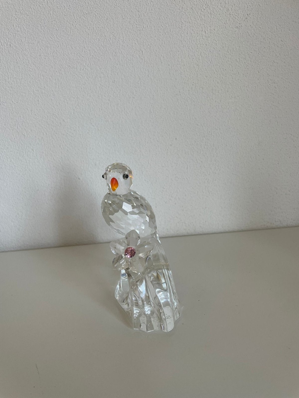 Swarovski vogel met bloem - Kristallen beeldje, Verzamelen, Swarovski, Ophalen of Verzenden, Zo goed als nieuw, Figuurtje