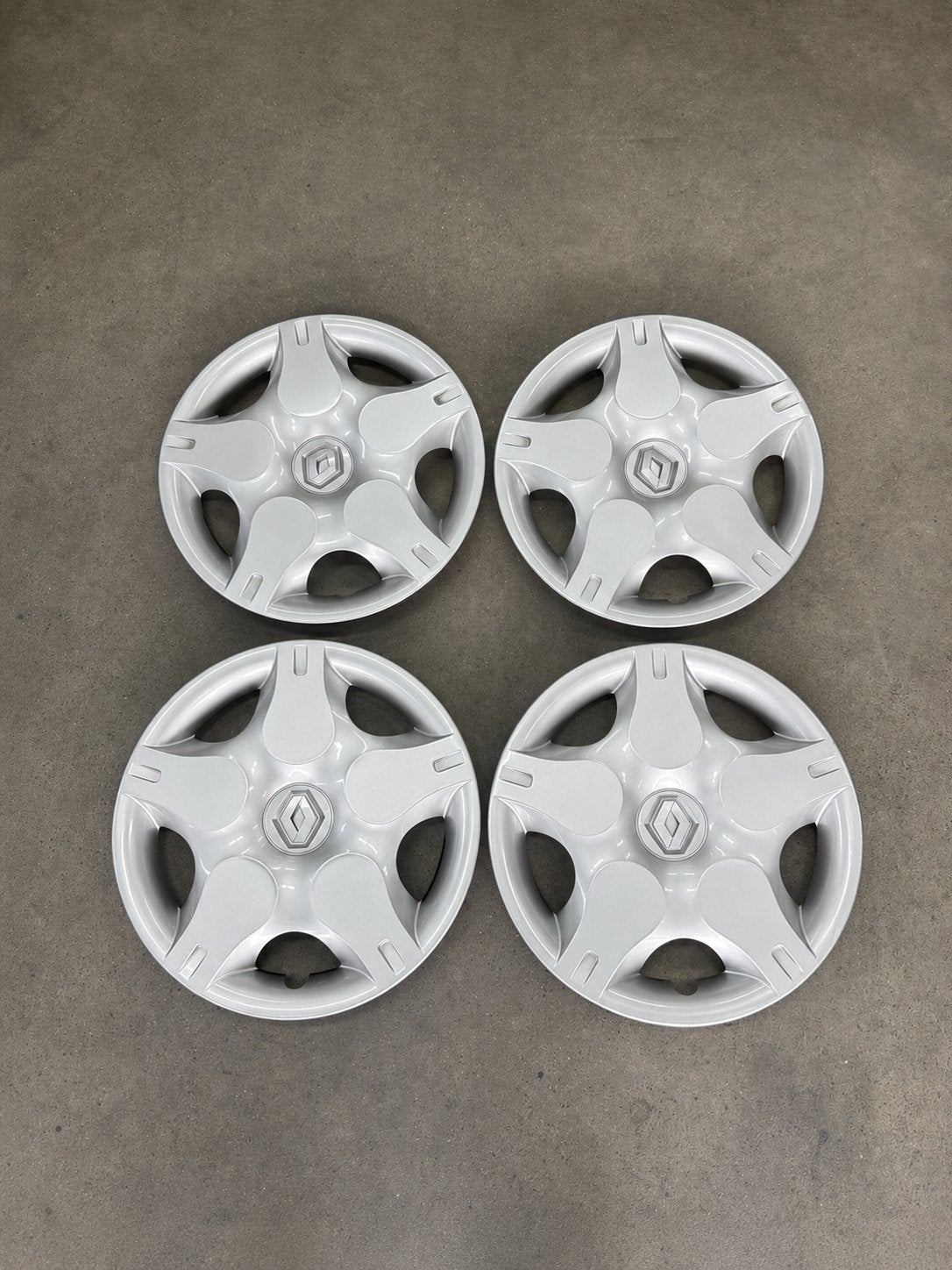 Renault Twingo wieldoppen 14 inch - onbeschadigd, Auto diversen, Wieldoppen, Verzenden, Zo goed als nieuw
