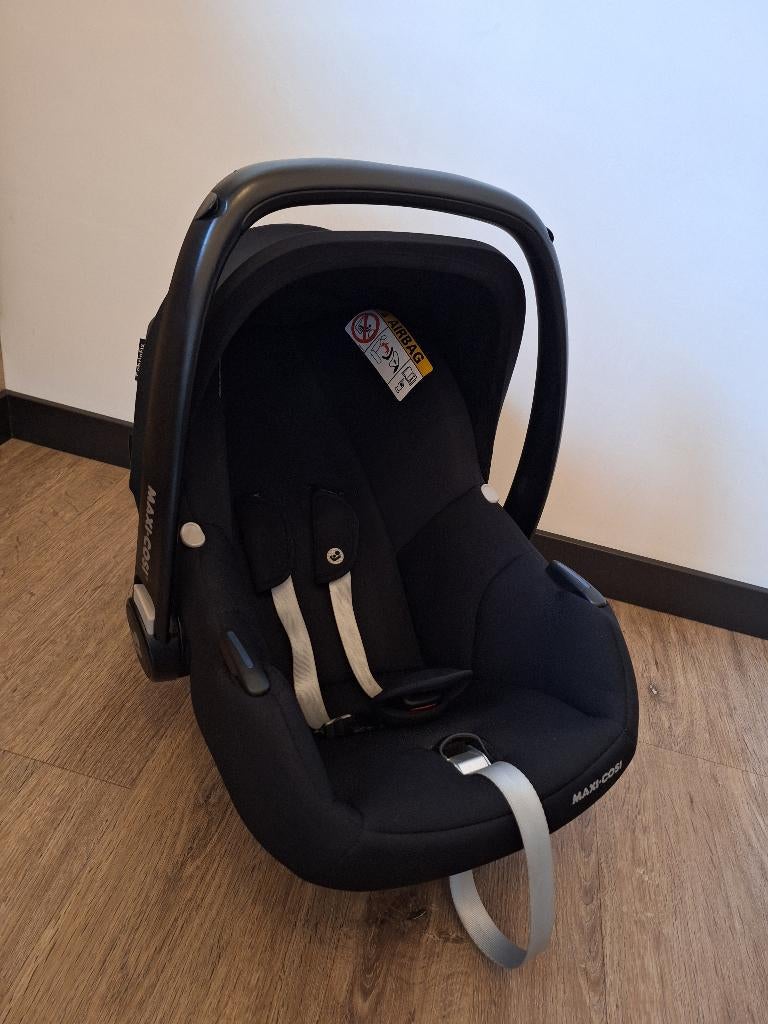 Maxi cosi cabriofix i-size black, Ophalen of Verzenden, 0 t/m 13 kg, Maxi-Cosi, Gebruikt