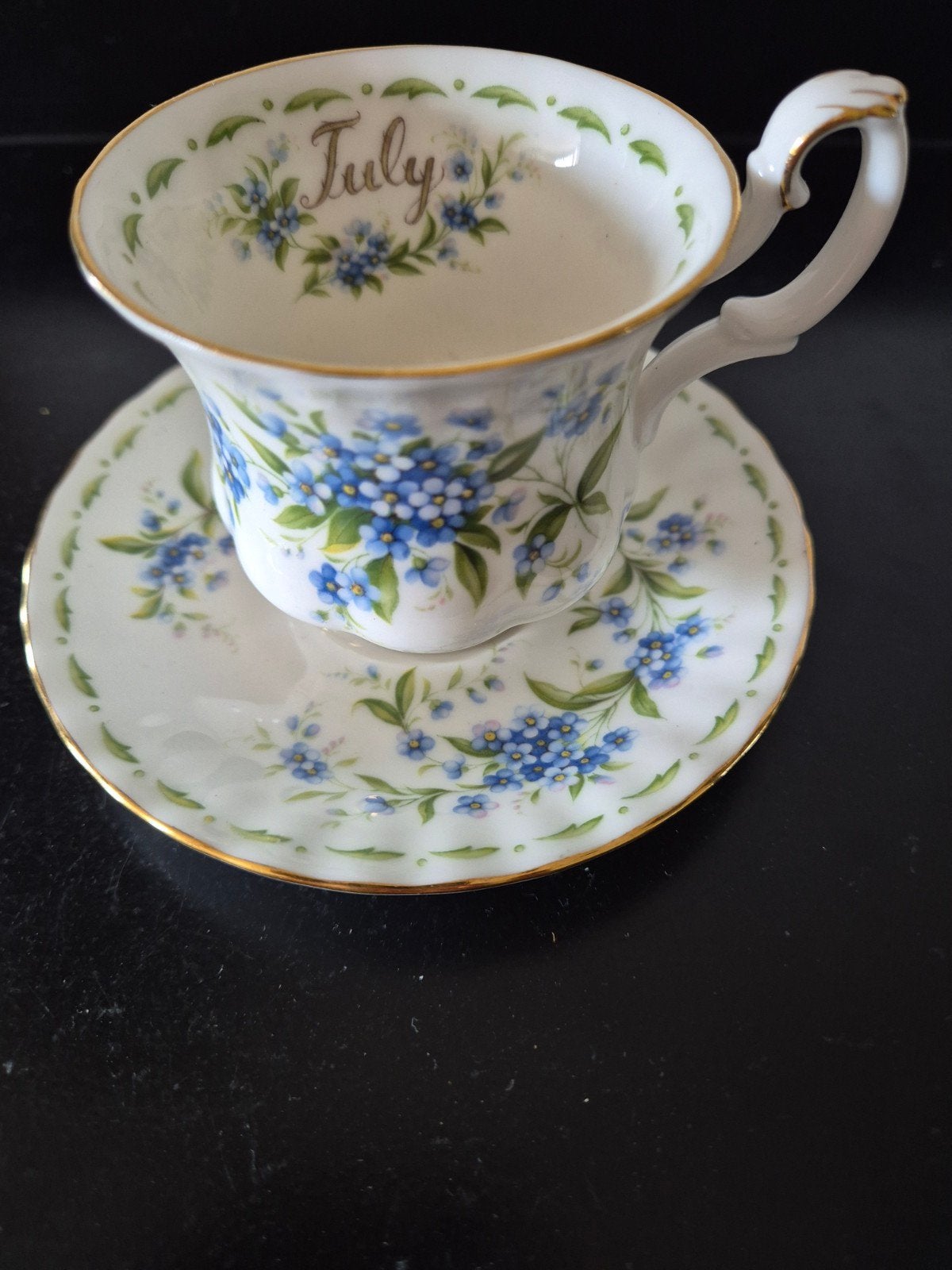 July flower of the month series porselein, Ophalen of Verzenden, Zo goed als nieuw, Porselein, Kop en/of schotel