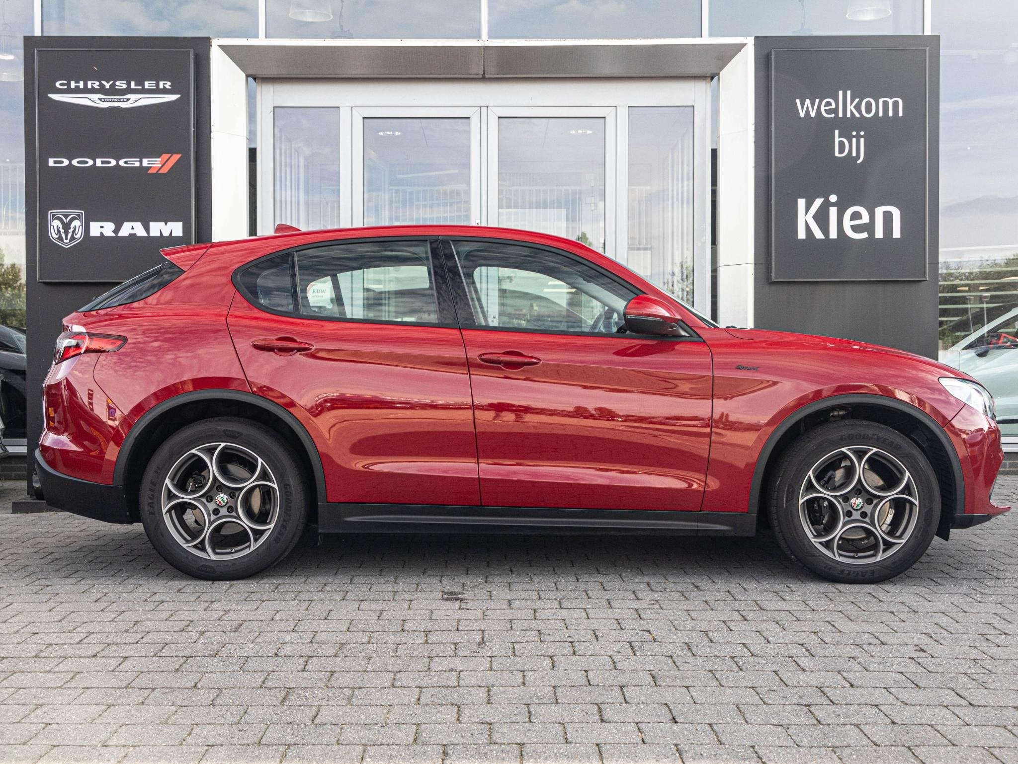 Alfa Romeo Stelvio 2.0 T AWD Q4 | Veloce Interieur | Memory, Auto's, 4 cilinders, 1655 kg, Vierwielaandrijving, 1600 kg