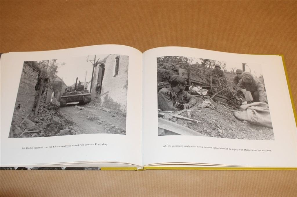 D-Day 6 juni 1944 — Foto\'s Spaarnestad Archief, Ophalen of Verzenden, Tweede Wereldoorlog, Gelezen, Overige onderwerpen