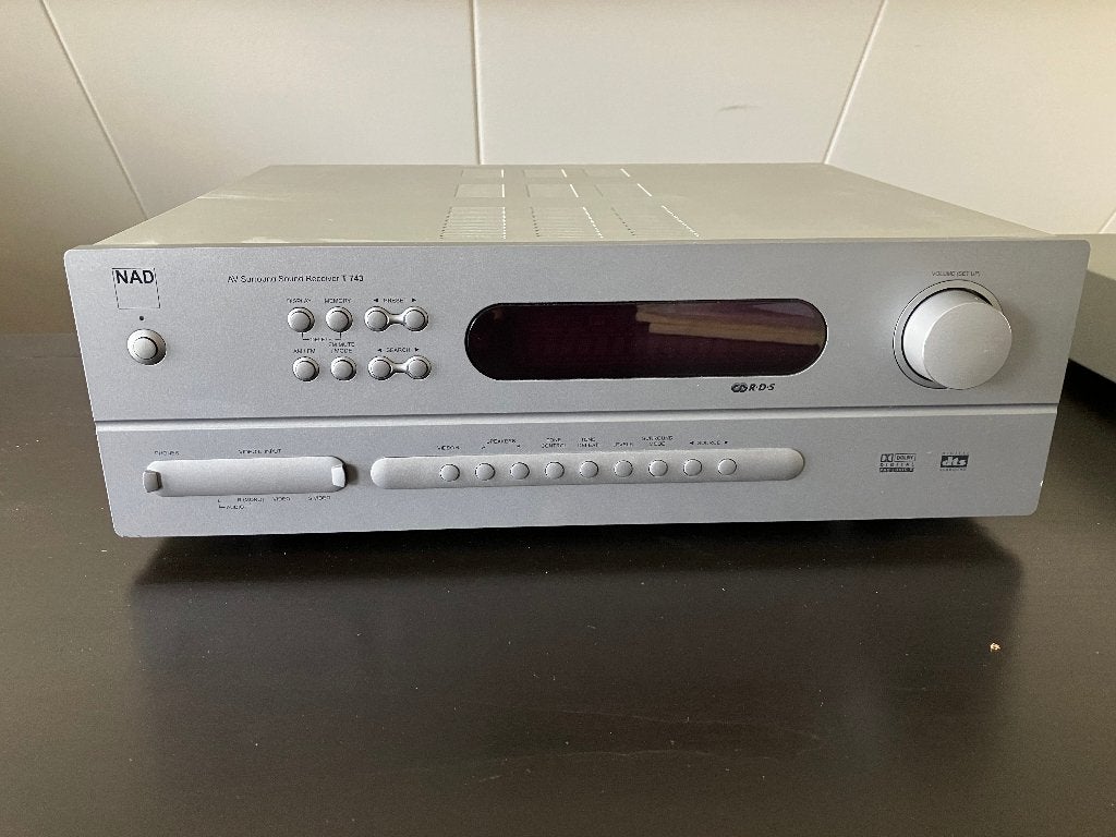Te koop NAD C 521BEE CD speler & T 743 A/V Surround Reveiver, Ophalen, Gebruikt, Audio