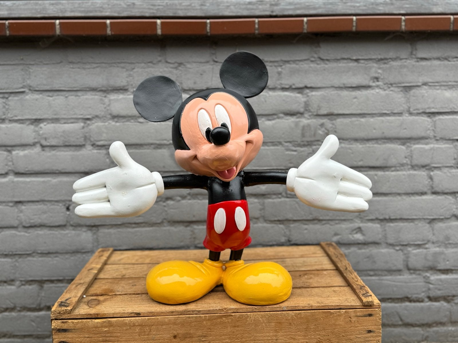 Grote Mickey Mouse Beeldje - Disney Collectible, Ophalen, Mickey Mouse, Zo goed als nieuw, Beeldje of Figuurtje