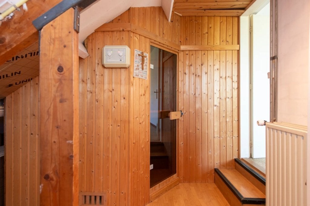 Complete inbouwsauna met 7,5 kW kachel en glazen deur, Sport en Fitness, Sauna, Ophalen, Gebruikt, Fins of Traditioneel, Complete sauna