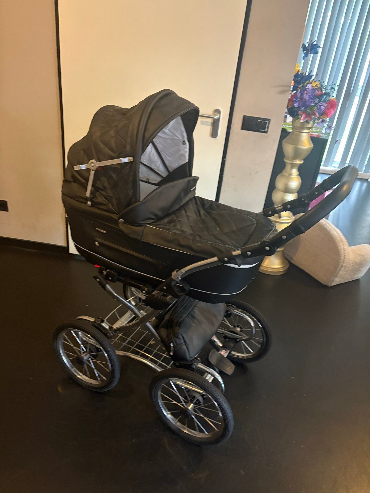 kinderwagen met reiswieg en autostoeltje en buggy inzet, Ophalen, Gebruikt, Combiwagen, Mutsy