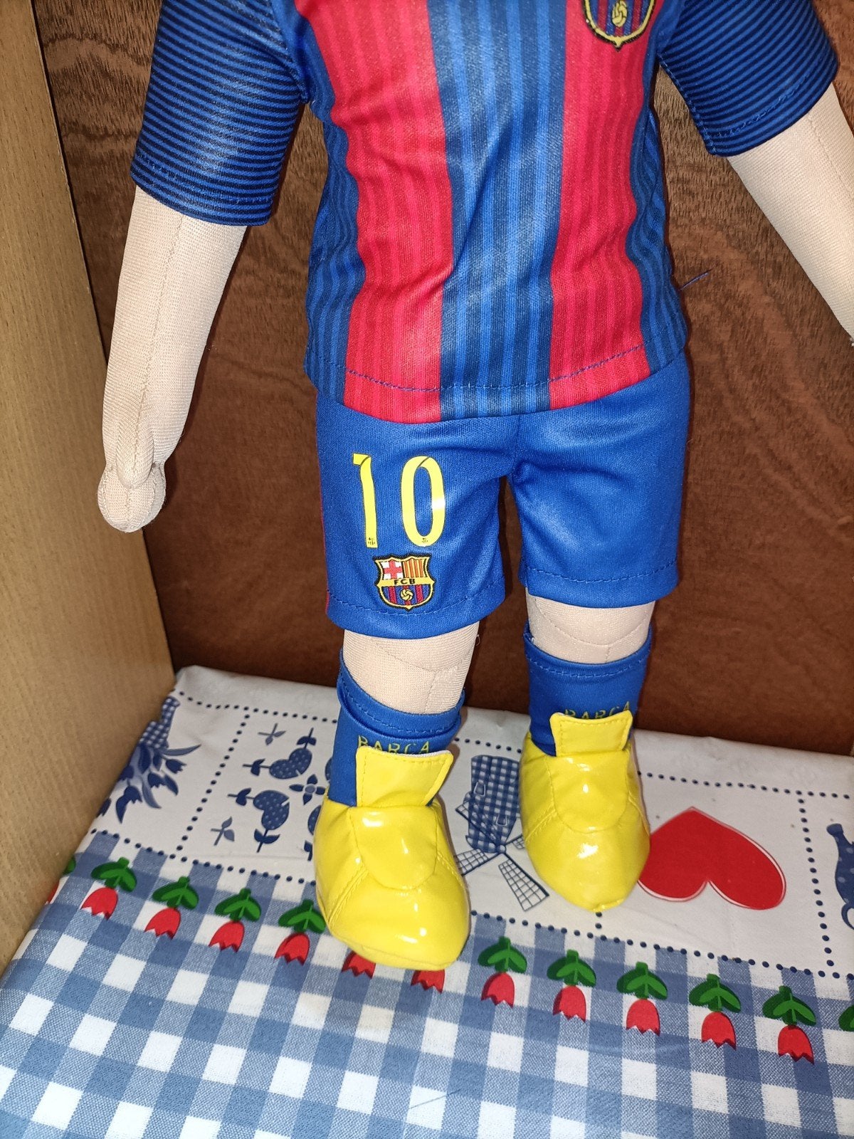Messi knuffel Unicef 45 cm groot, Ophalen of Verzenden, Zo goed als nieuw