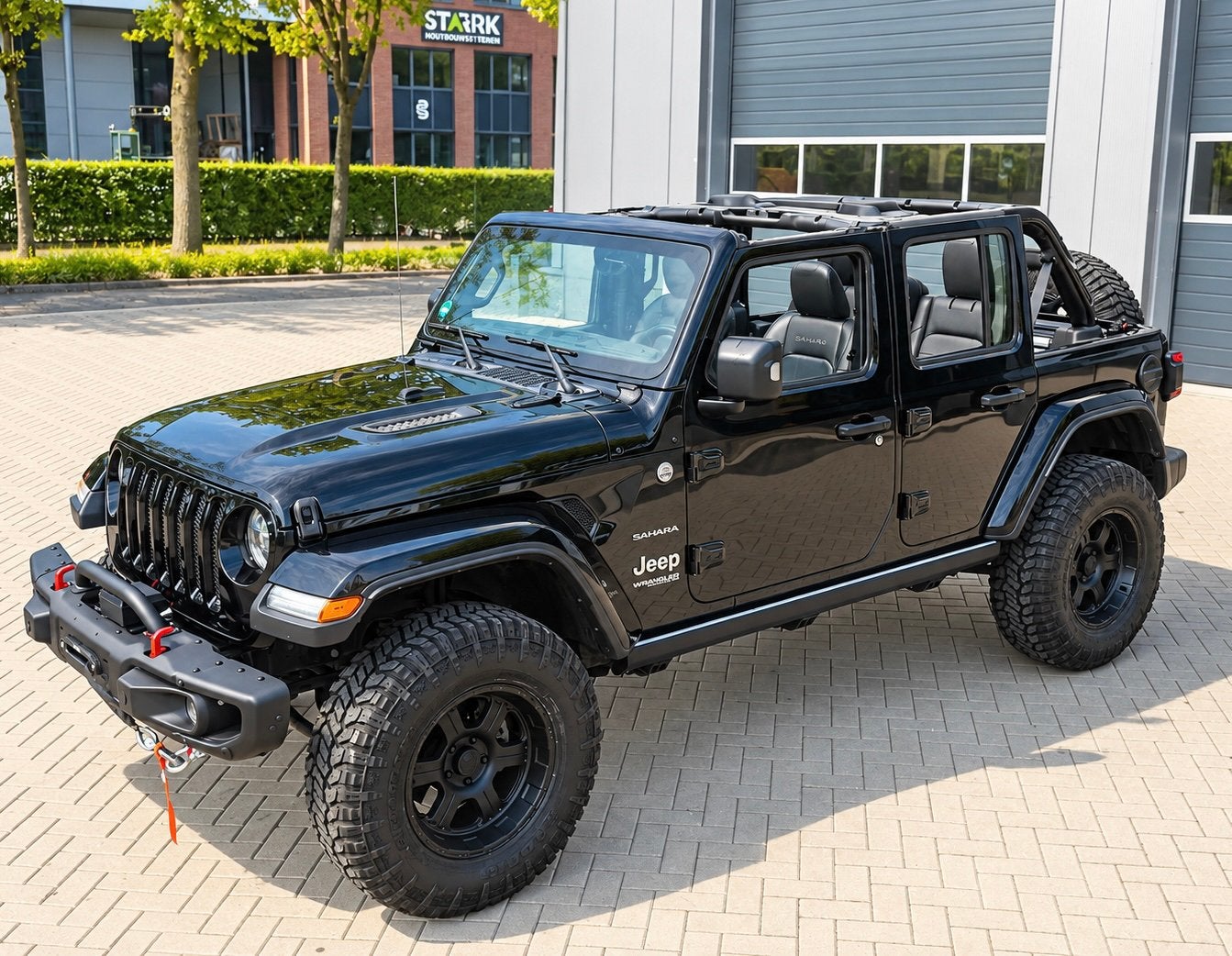 ‼️JEEP WRANGLER JL 2.0T 274PK SAHARA EXTREME BLACK EDITION‼️, Auto's, Dealer onderhouden, 4 cilinders, 2500 kg, Leder