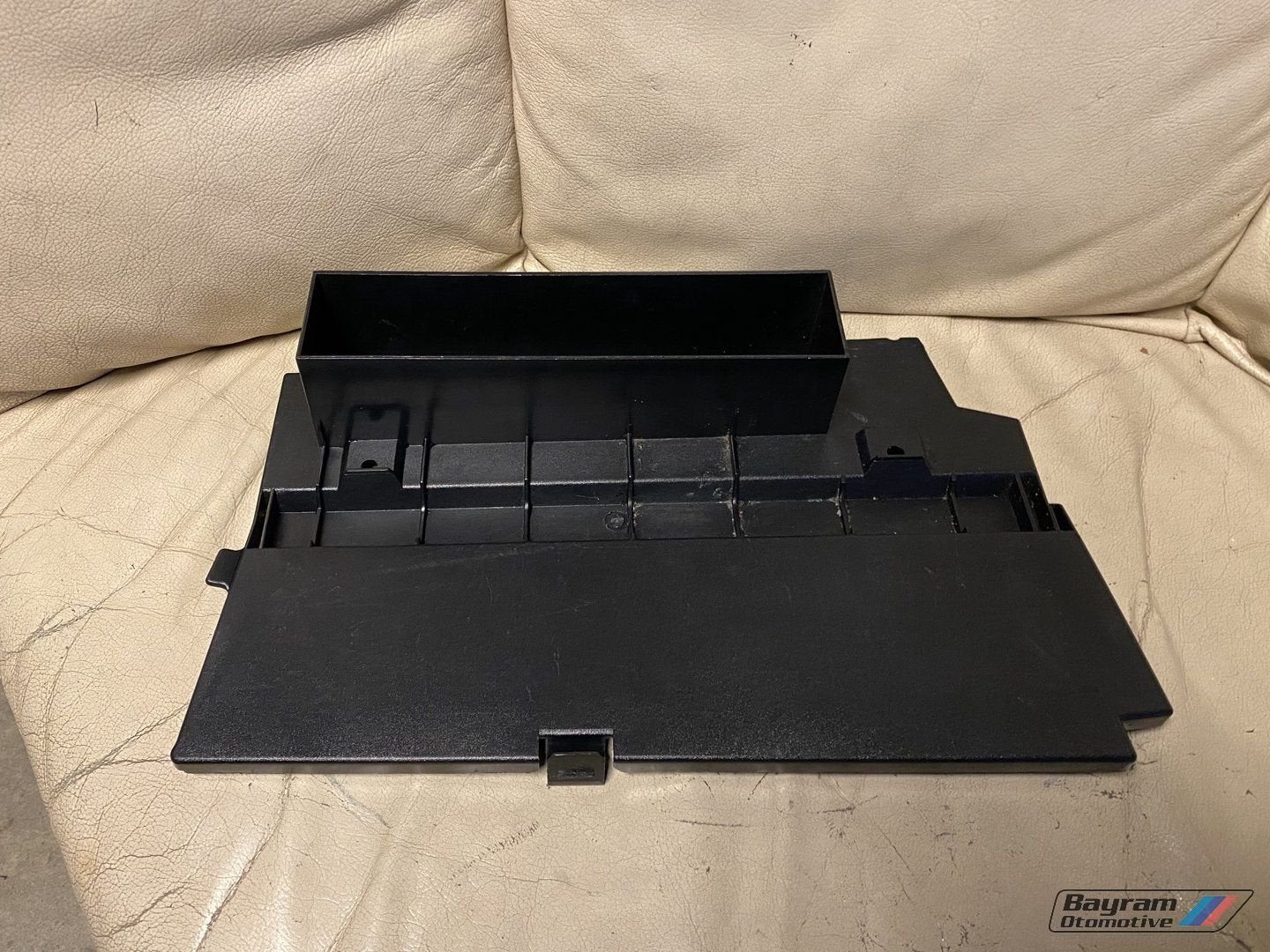 Bmw E36 touring accu afdekkap afdekplaat 8170476 328i 3serie, Gebruikt, -, -, Ophalen of Verzenden