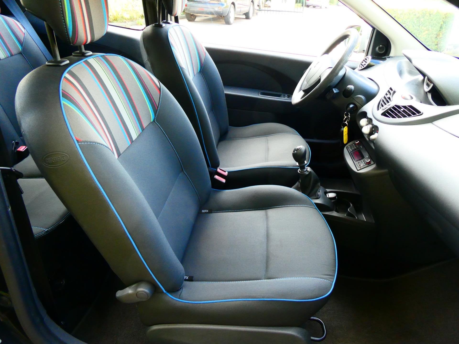 Renault Twingo 1.2 16V Parisienne Airco LMV Historie Zuinig, Voorwielaandrijving, Gebruikt, 4 cilinders, 4 stoelen