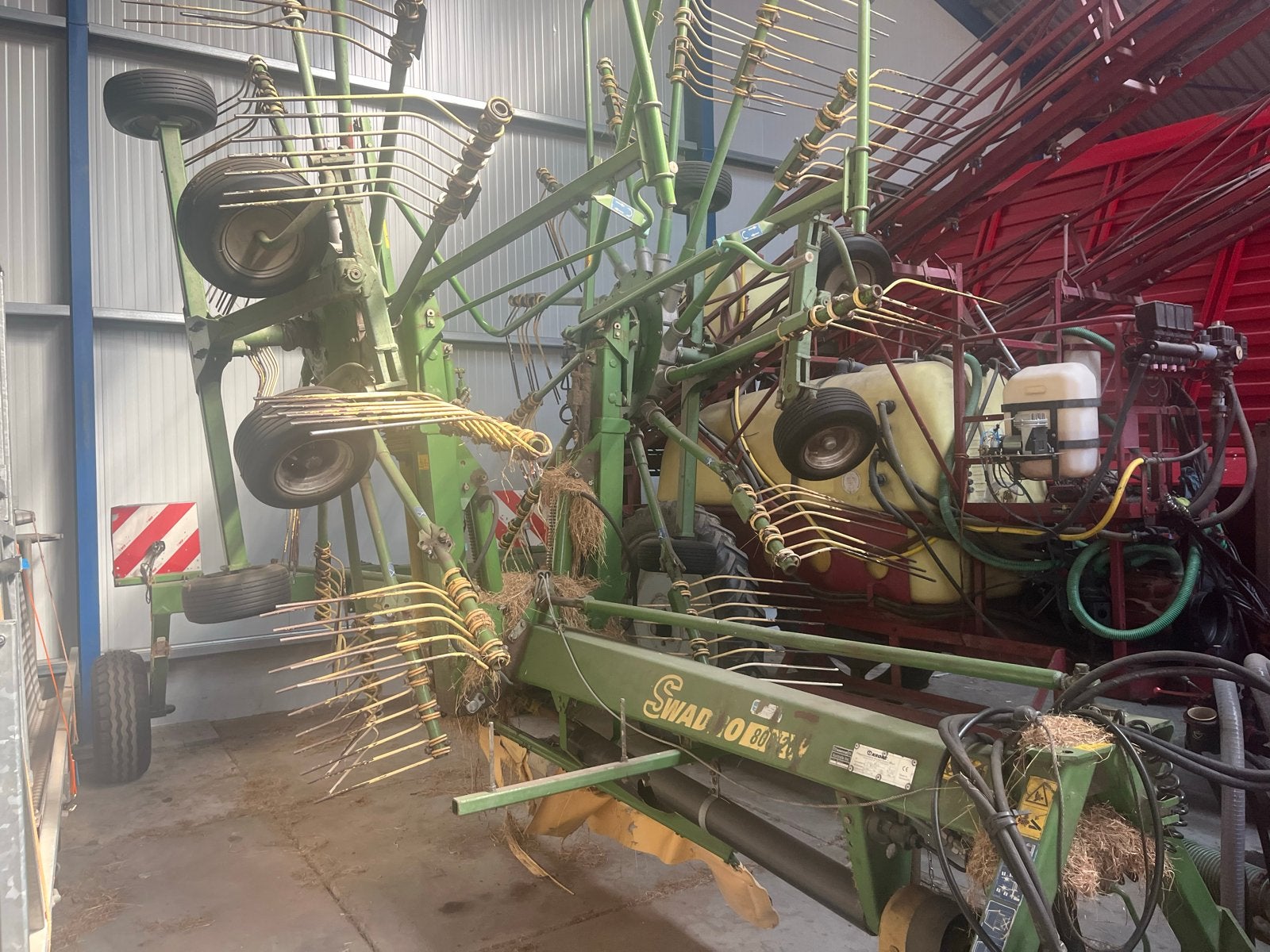 Krone Swadro 800/26 Zwenkwierser uit 2007, Ophalen, Veehouderij, Weidebouw