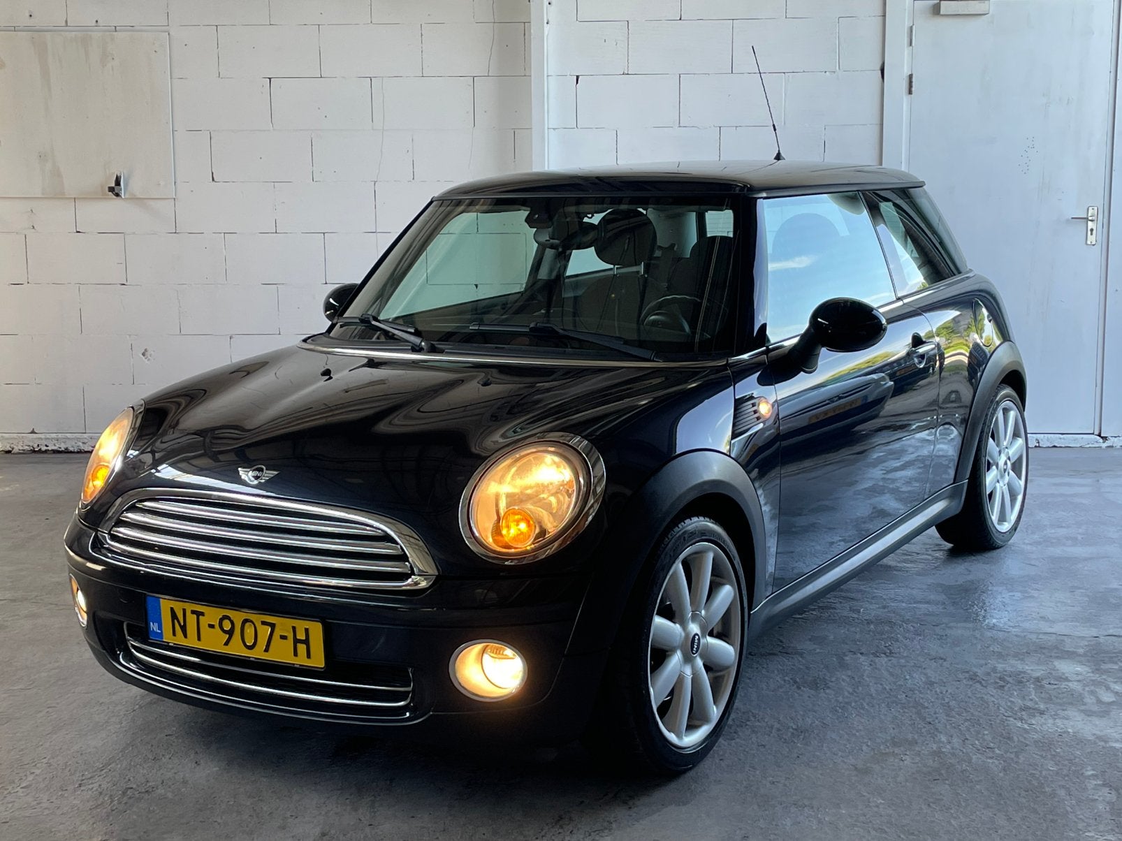 MINI MINI Cooper (R56)