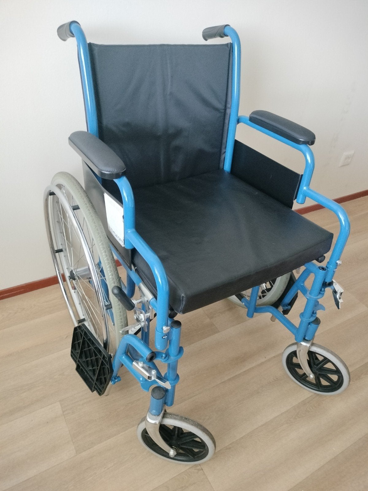 Te koop: 2x rollator en 1x rolstoel, Diversen, Ophalen, Inklapbaar, Gebruikt, Duwrolstoel