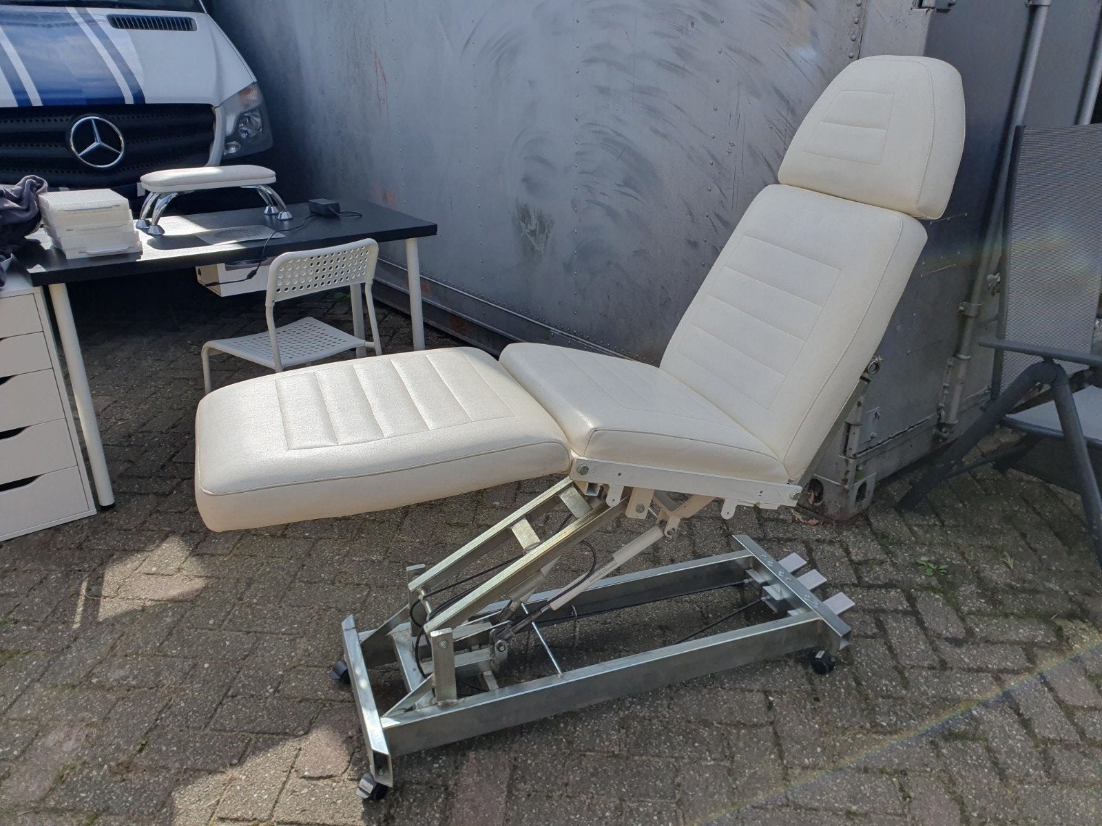 Behandelstoel, werktafel met afzuiging voor nagelstudio, Ophalen of Verzenden, Zo goed als nieuw, Overige typen