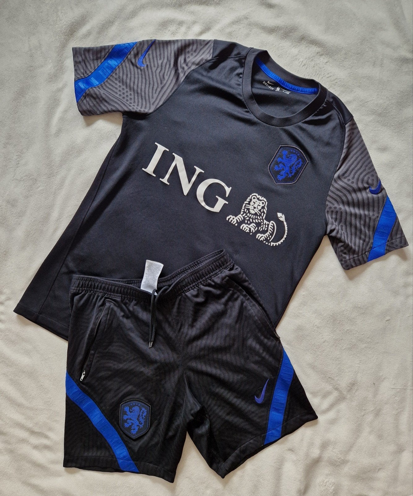 Nederlands elftal tenue shirt en broeke 2020 KNVB Oranje M, Nike, Ophalen of Verzenden, Zo goed als nieuw, Voetbal