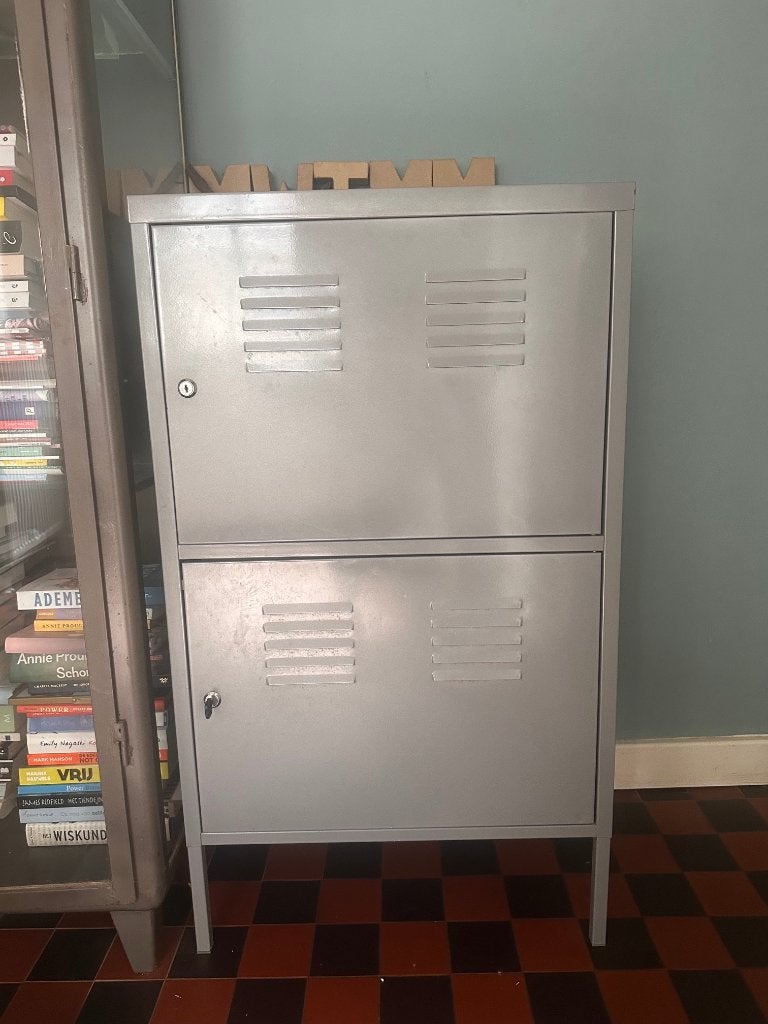 2 grijze kastjes Ikea, Ophalen, Gebruikt