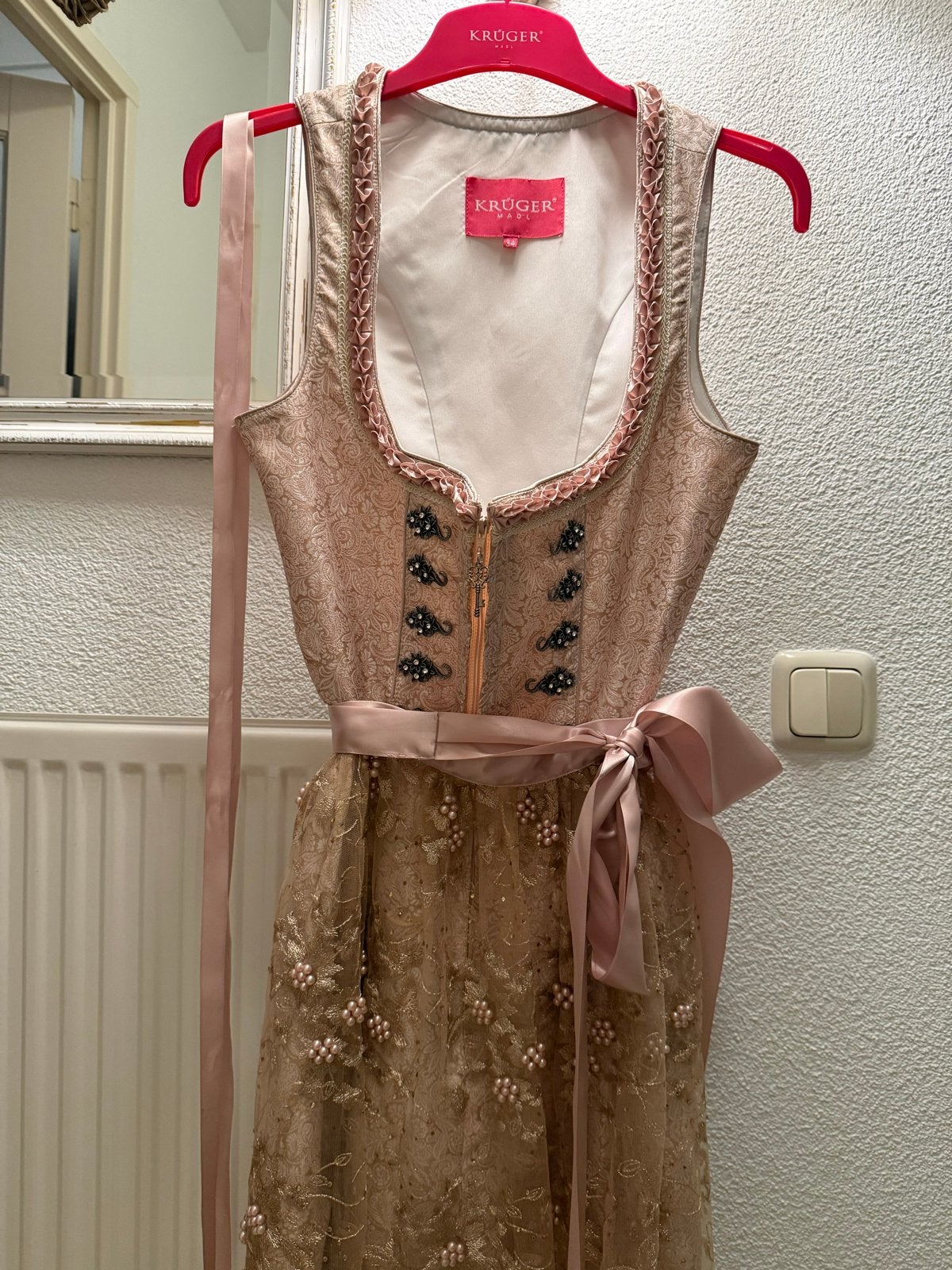 Prachtige Krüger Dirndl - Maat 34-36, Ophalen, Zo goed als nieuw, Roze, Maat 36 (S)