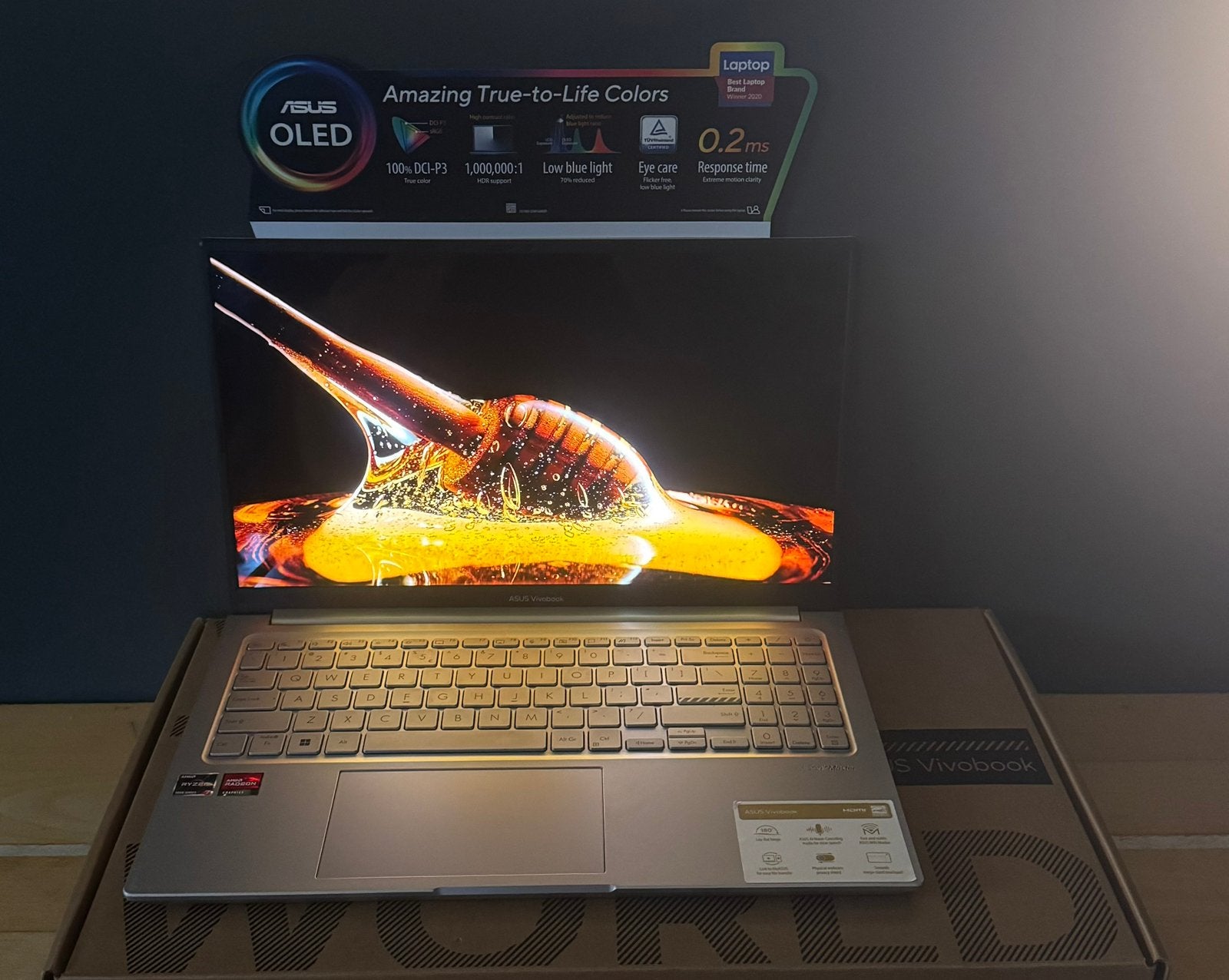 Asus VivoBook 15,6 OLED Ryzen 7 5800H / 16 GB, Met videokaart, Ophalen of Verzenden, Zo goed als nieuw, Gaming