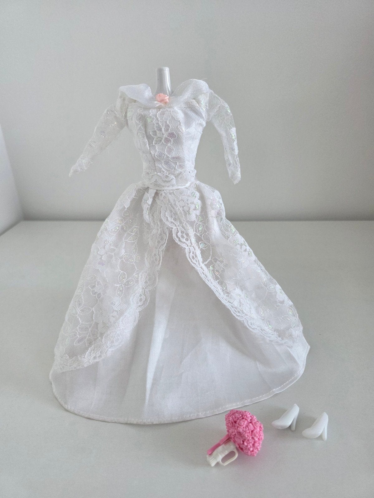 Barbie trouwjurk met accessoires, Ophalen of Verzenden, Gebruikt, Barbie
