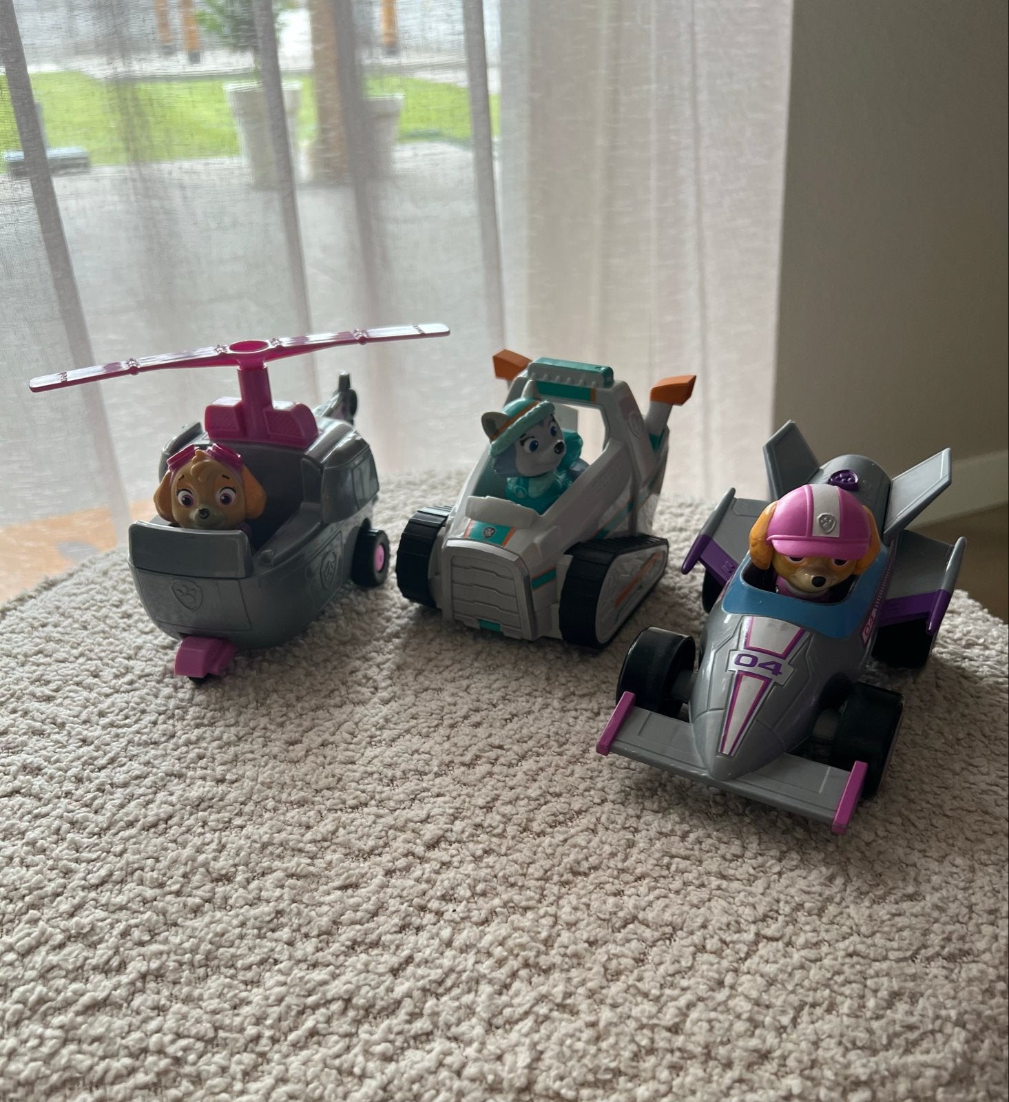Paw Patrol Vrienden met Voertuigen - Skye en Everest, Ophalen of Verzenden, Gebruikt