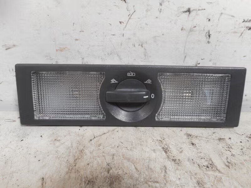 BINNENVERLICHTING ACHTER Polo IV (9N1 / 2/3) (6q0947291a), Gebruikt, Berliner Ring 2 38440 Wolfsburg, DE, Volkswagen, Volkswagen AG