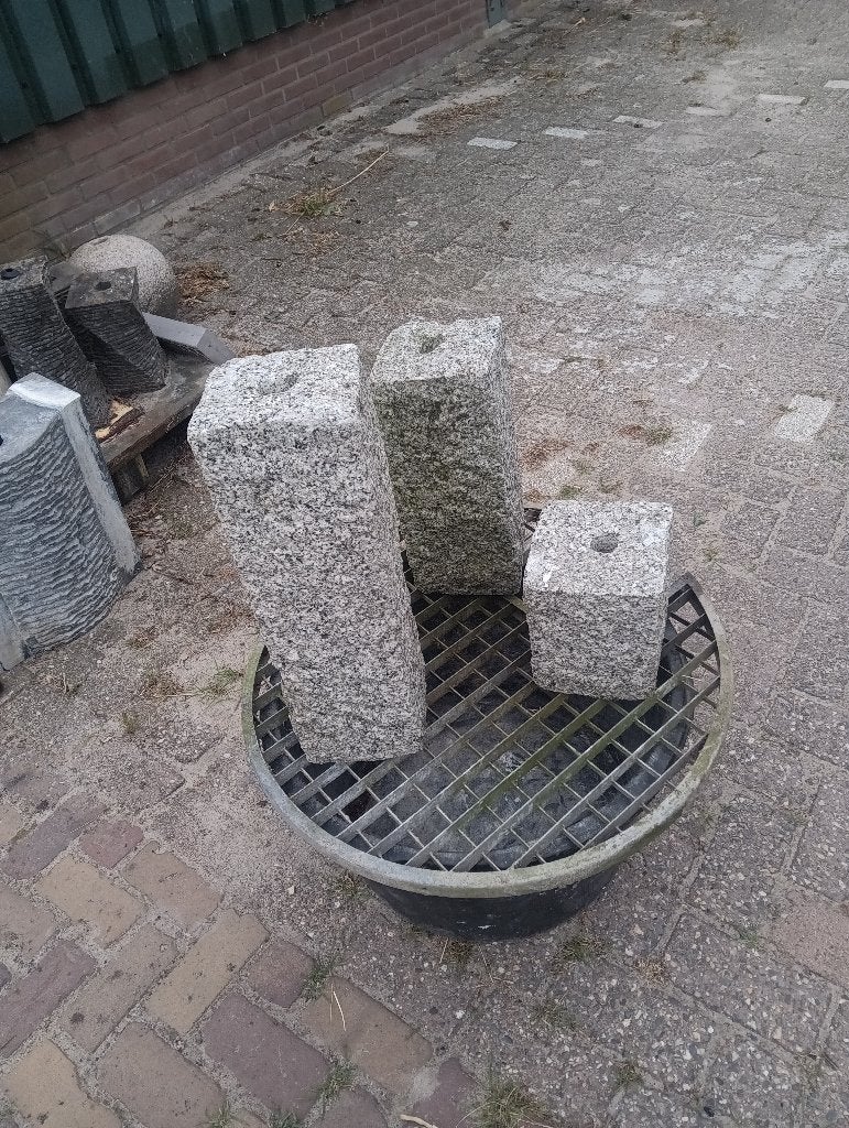 3 delig waterelement, Ophalen, Gebruikt, Graniet, Waterornament