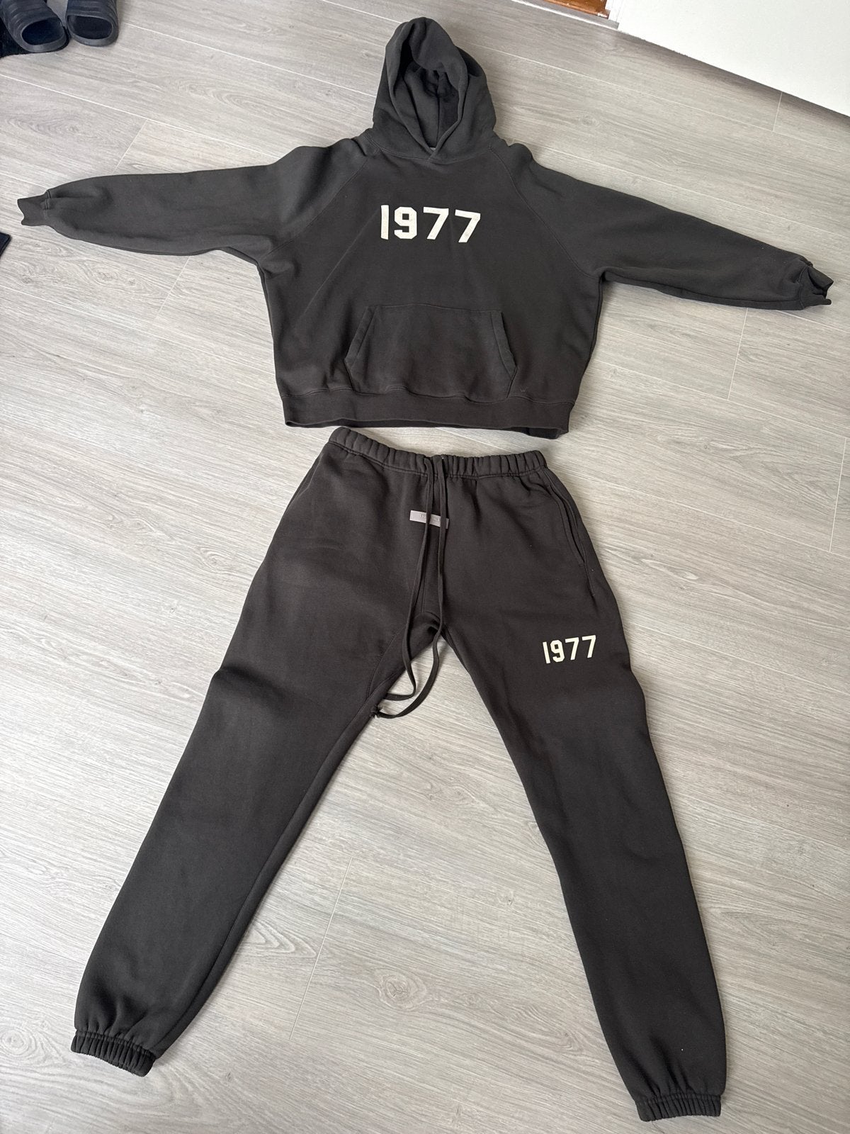 Essentials Fear of God 1977 Trainingspak Maat M, Ophalen of Verzenden, Zo goed als nieuw