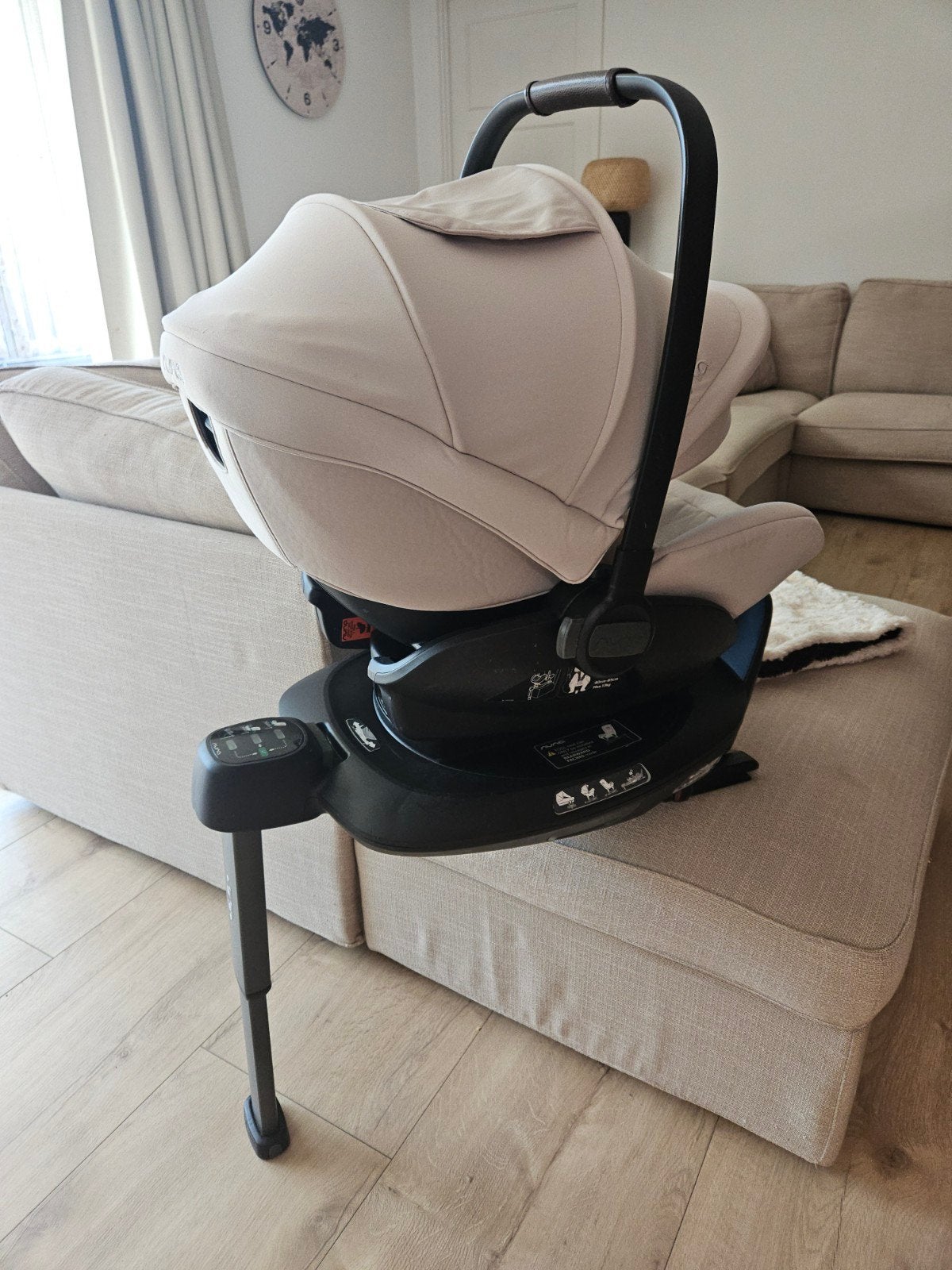 Nuna autostoel met Isofix base, Zo goed als nieuw, Isofix, 0 t/m 13 kg, Ophalen