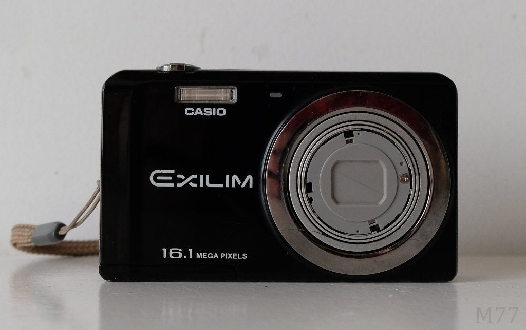 Casio Exilim Z28 16MP Compact Camera (32GB), Casio, Gebruikt, 16 megapixels, Geheugenkaart
