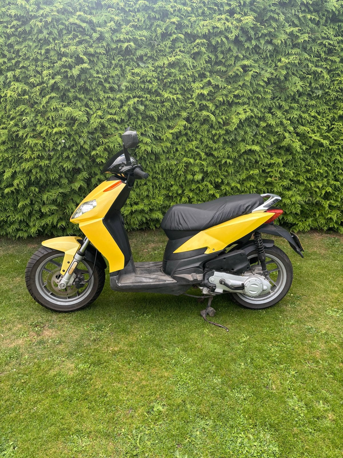 Aprilia Sportcity met Piaggio blok, Ophalen, Gebruikt, Overige modellen, Benzine