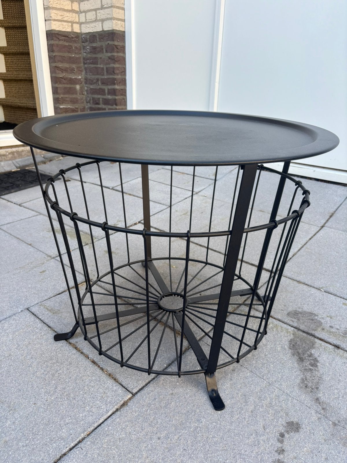 Zwarte bijzettafel 2x, Huis en Inrichting, Tafels | Bijzettafels, Minder dan 55 cm, Rond, Zo goed als nieuw, Ophalen