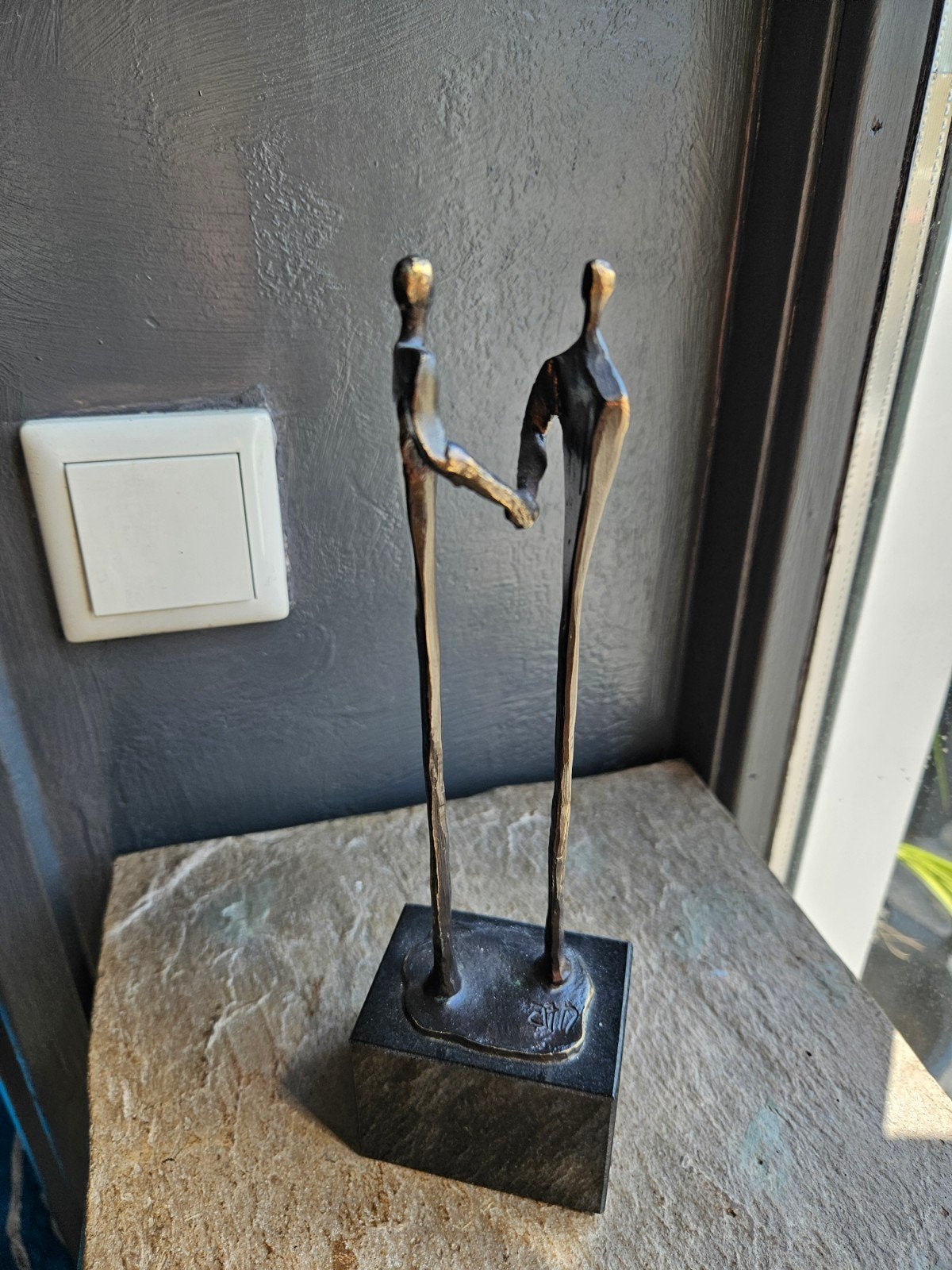 Modern bronzen beeld Corry Ammerlaan op marmeren sokkel, Ophalen of Verzenden, Brons, 20 - 50 cm, Beeld