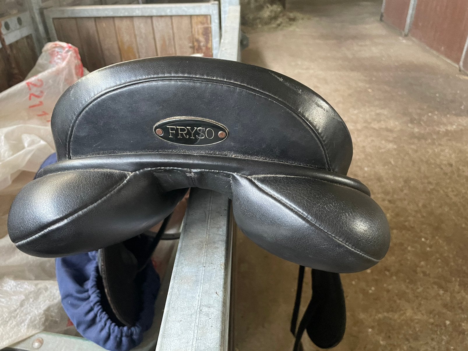 Fryso comfort 17 1/2 fit 3 2 jaar oud, Ophalen, Gebruikt, Fryso, Dressuur