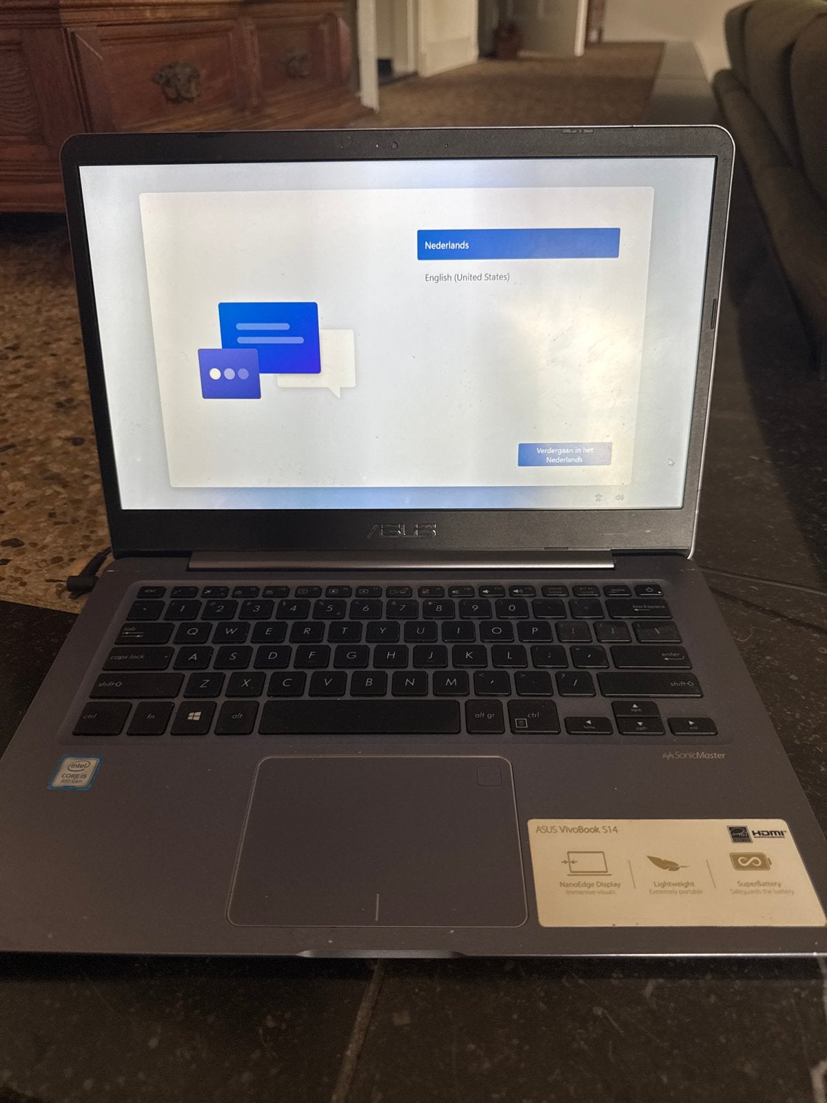 ASUS VivoBook S14 - Intel Core i5 8th Gen - Lichtgewicht, Computers en Software, Ophalen, Gebruikt, Qwerty, 8 GB