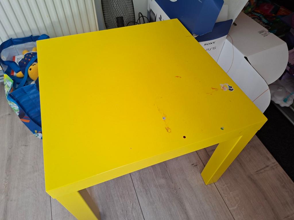 Gele kindertafel - Ideaal voor spelen en knutselen, Ophalen