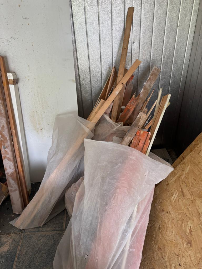 Diverse partij gebruikt hout en planken, Gebruikt, Ophalen of Verzenden, Balk, Overige houtsoorten
