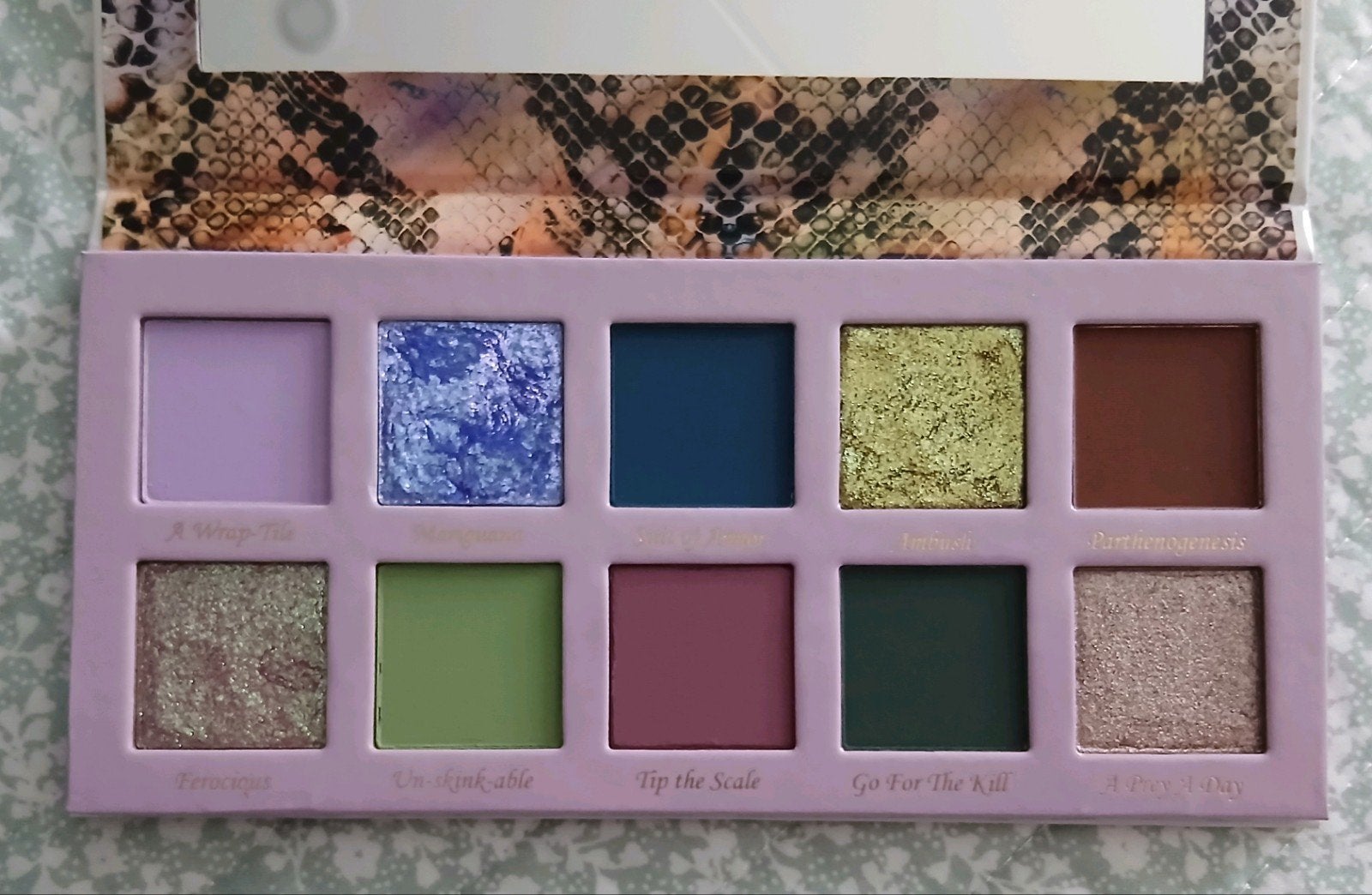 Klarity Cosmetics Komodo Palette, Nieuw, Ophalen of Verzenden, Make-up, Overige kleuren