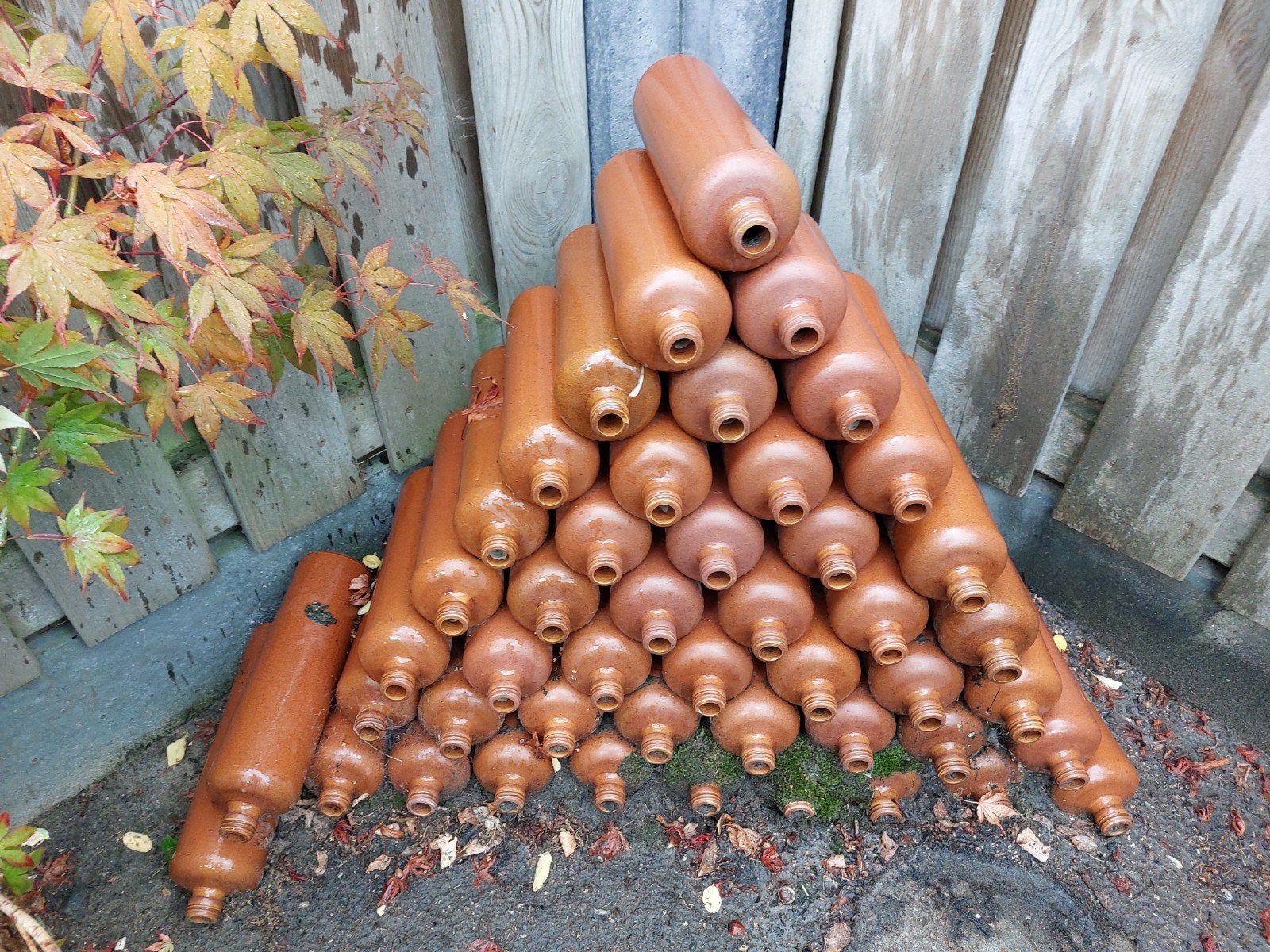 Gratis: stapel kruiken voor tuin., Ophalen, Kunststof