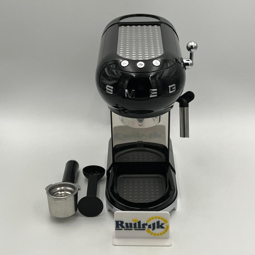 Smeg ECF01BLEU Koffiezetapparaat Espresso Jaren '50 Zwart, Flex Ltd., Zo goed als nieuw, https://flex.com/contact-us, Nobelstraat 10, 5807 GA Oostrum LB, Limburg, Nederland