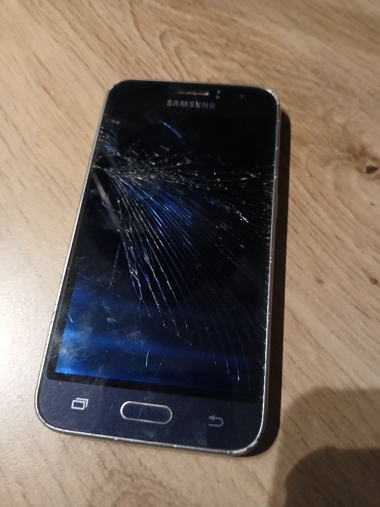 Oude samsung telefoon, Telecommunicatie, Overige modellen, Zwart, Ophalen of Verzenden, Niet werkend