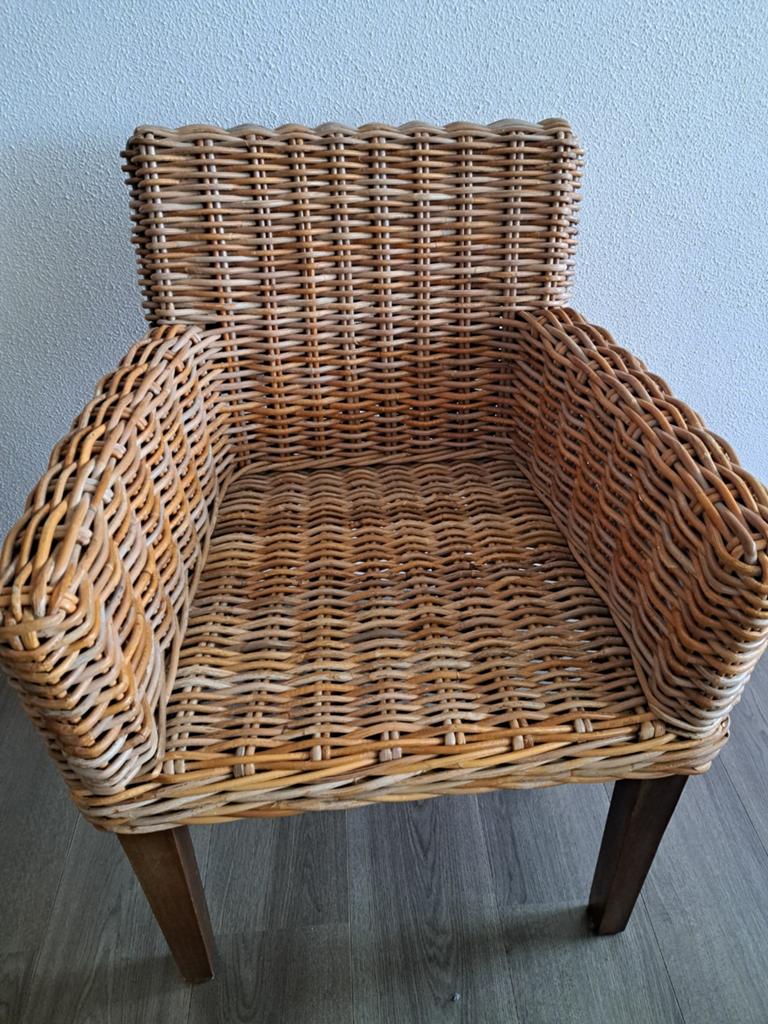 Rotan stoelen. 4 stuks, Ophalen, Gebruikt, Bruin, Twee
