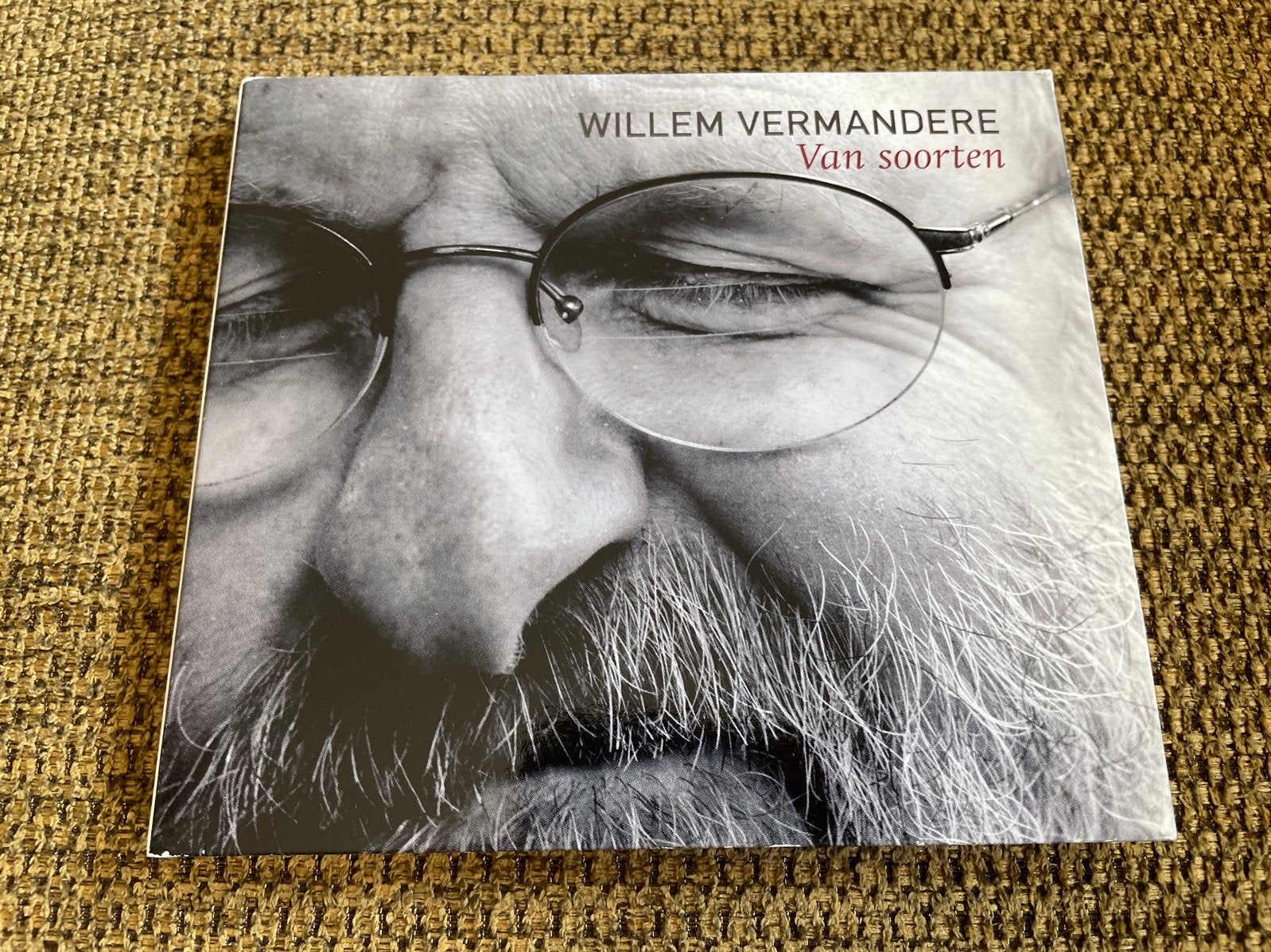 Willem Vermandere - Van Soorten cd, Overige genres, Ophalen of Verzenden, Zo goed als nieuw, Inclusief boekje