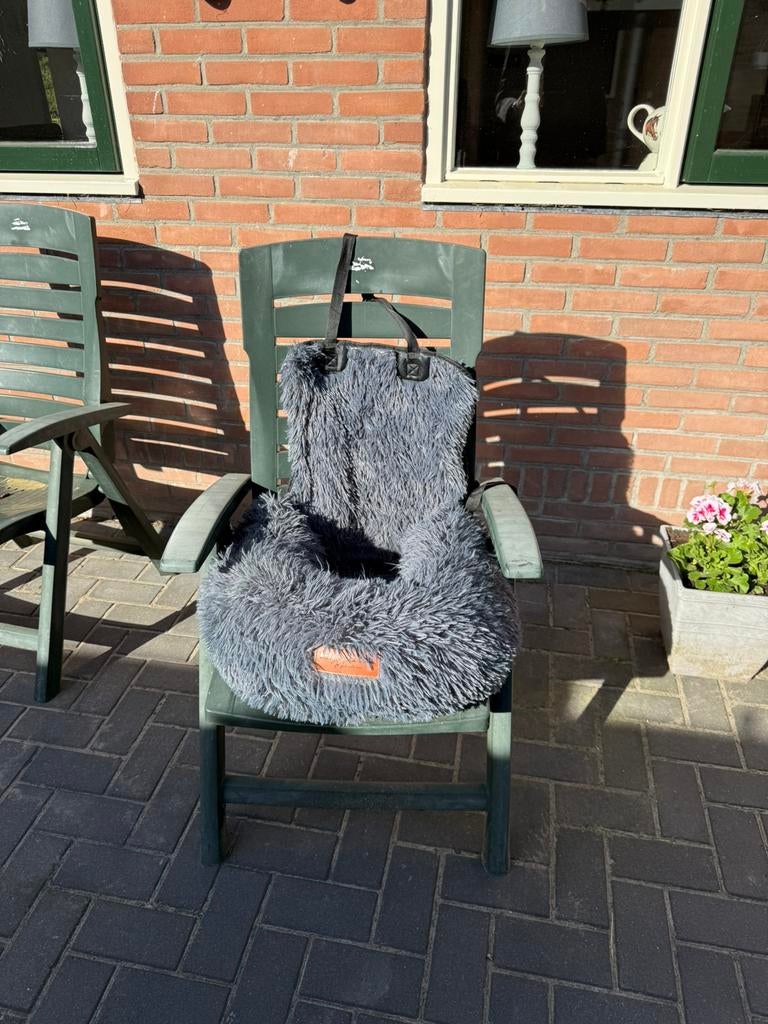 BeeCee Hondenstoel, Dieren en Toebehoren, Ophalen of Verzenden, Zo goed als nieuw