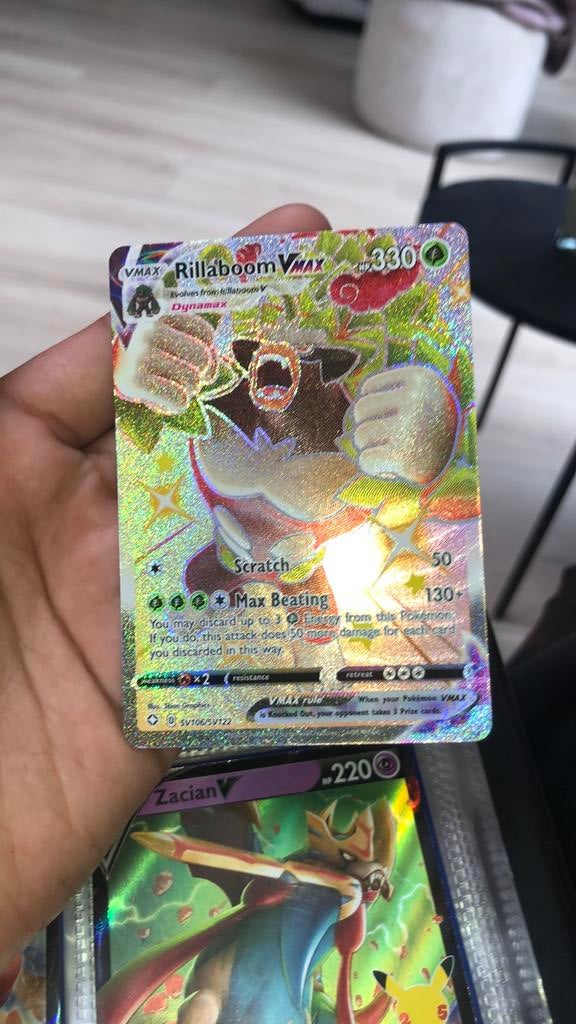 Rillaboom vmax, Hobby en Vrije tijd, Verzamelkaartspellen | Pokémon, Ophalen of Verzenden, Zo goed als nieuw