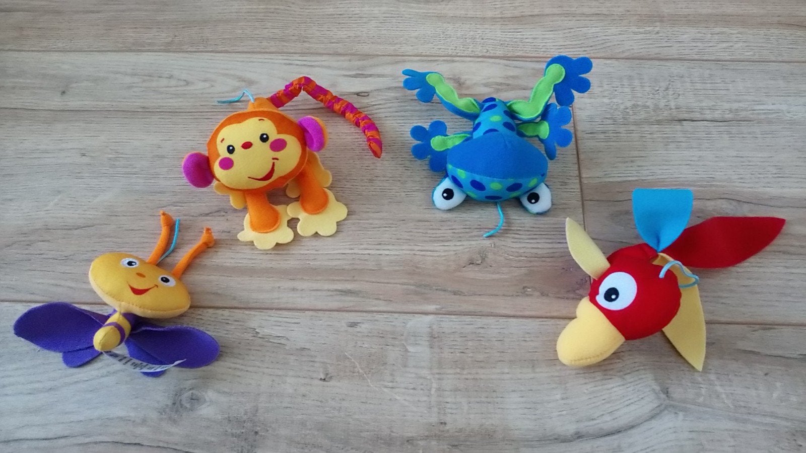 4 kleurrijke knuffeltjes, Kinderen en Baby's, Speelgoed | Knuffels en Pluche, Ophalen of Verzenden, Zo goed als nieuw, Overige typen