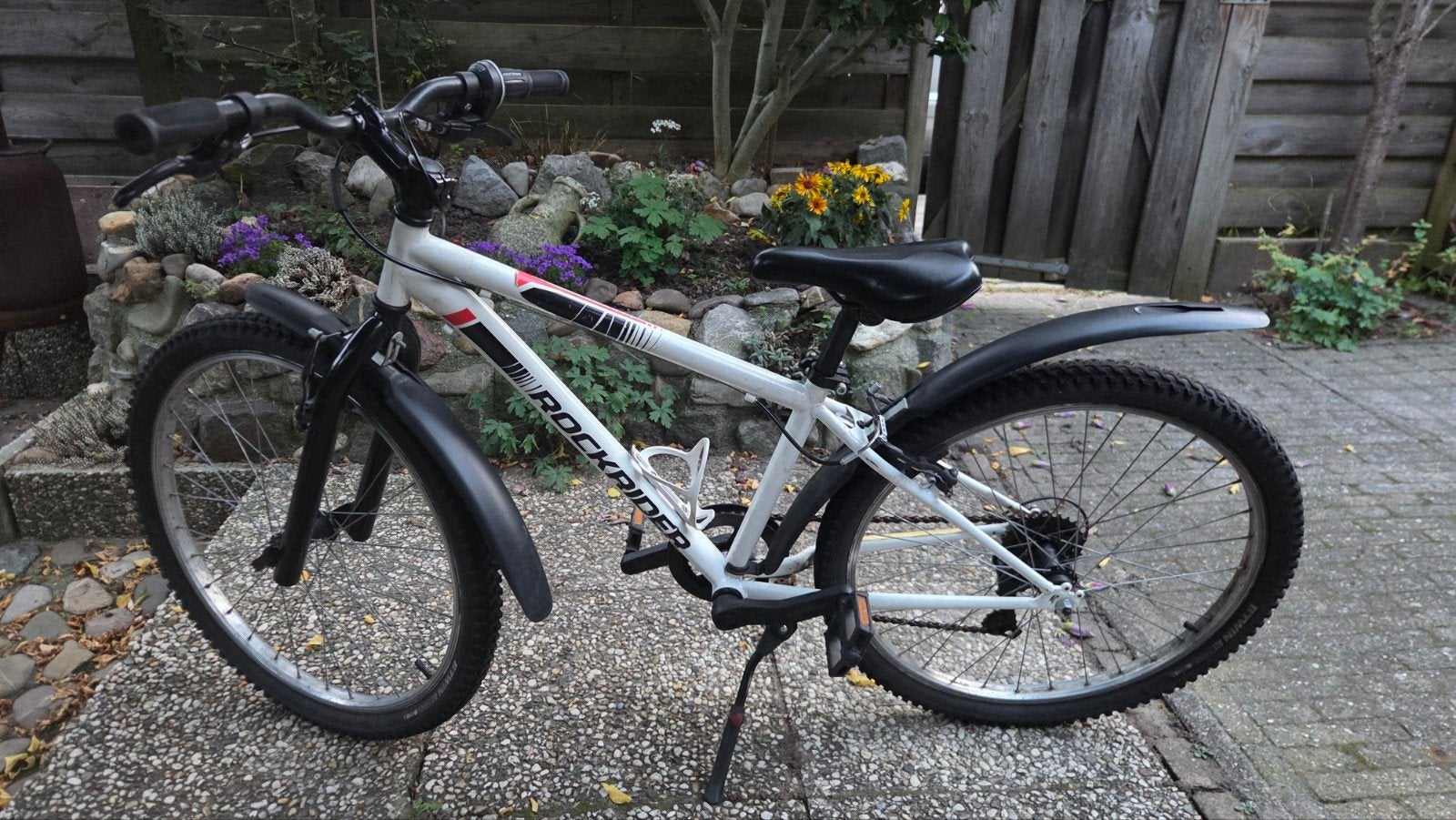 Rockrider kinderfiets 24 inch - Gebruikt maar prima!, Ophalen, 20 inch of meer, Gebruikt, Velgrem