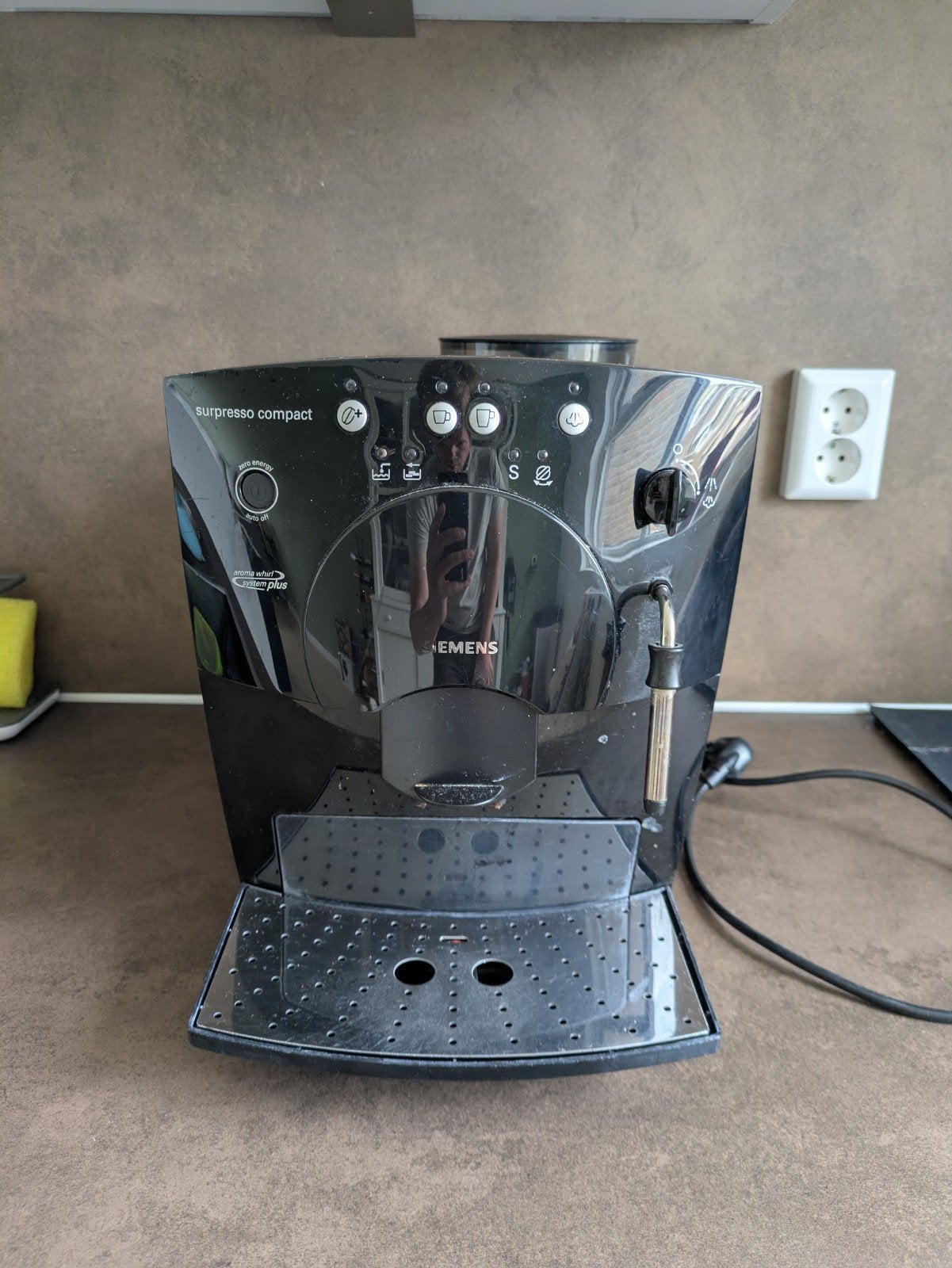 Siemens Surpresso Compact Espresso Apparaat, Witgoed en Apparatuur, Gebruikt, Espresso apparaat, Koffiebonen, 2 tot 4 kopjes