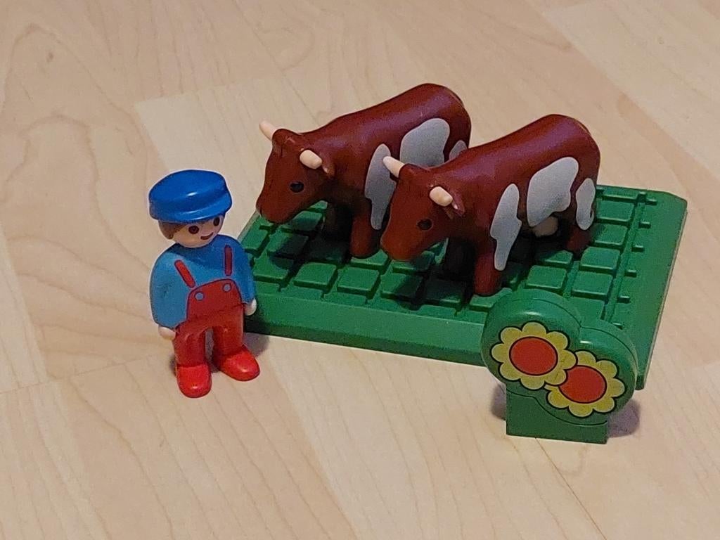 Playmobil 123, koeien in de wei met boer, Ophalen of Verzenden, Gebruikt
