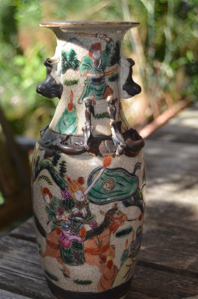 Nanking Chinese vaas / pot 19e eeuws, Steen/keramiek, Ophalen of Verzenden, 26 cm, Meerkleurig